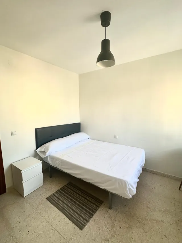 Private room in Calle Angosta del Carmen, Málaga (1582513) room image 2