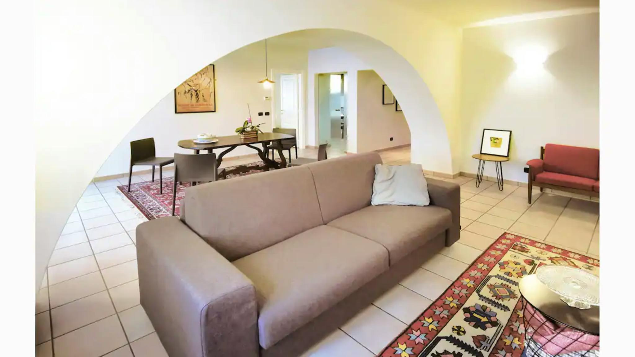 Apartamento para alugar por € 1 por mês em Alba, Via dei Mille