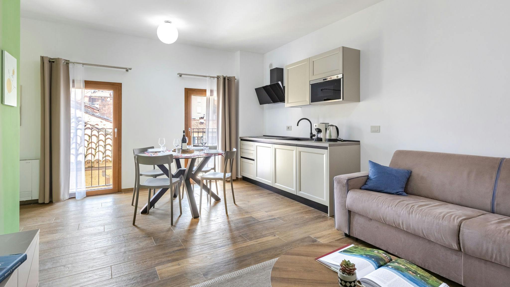 Apartment for rent for €1 per month in La Morra, Piazza Vittorio Emanuele II