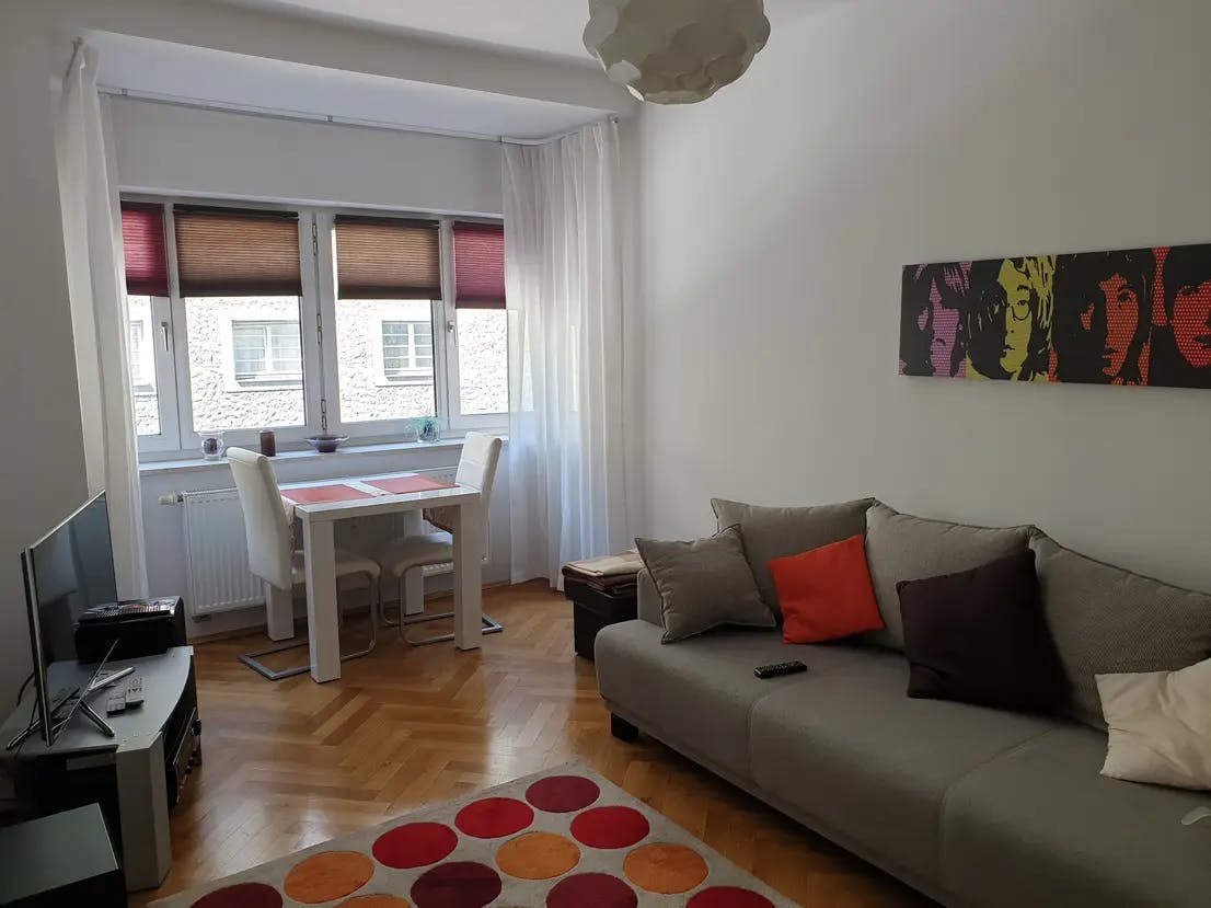 Voßstraße, Munich preview