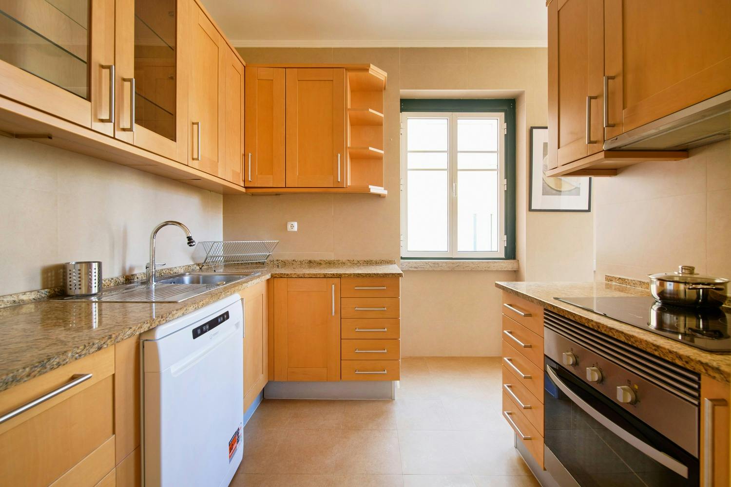 Apartment Lisbon, 1 bed, 16m² — photo 3