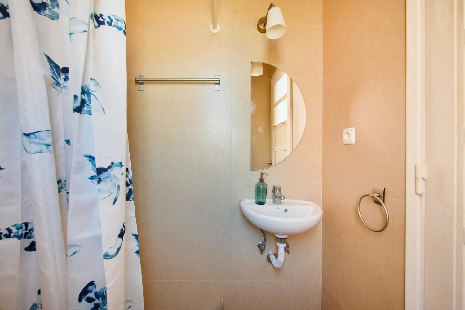 Apartment Lisbon, 1 bed, 16m² — photo 10