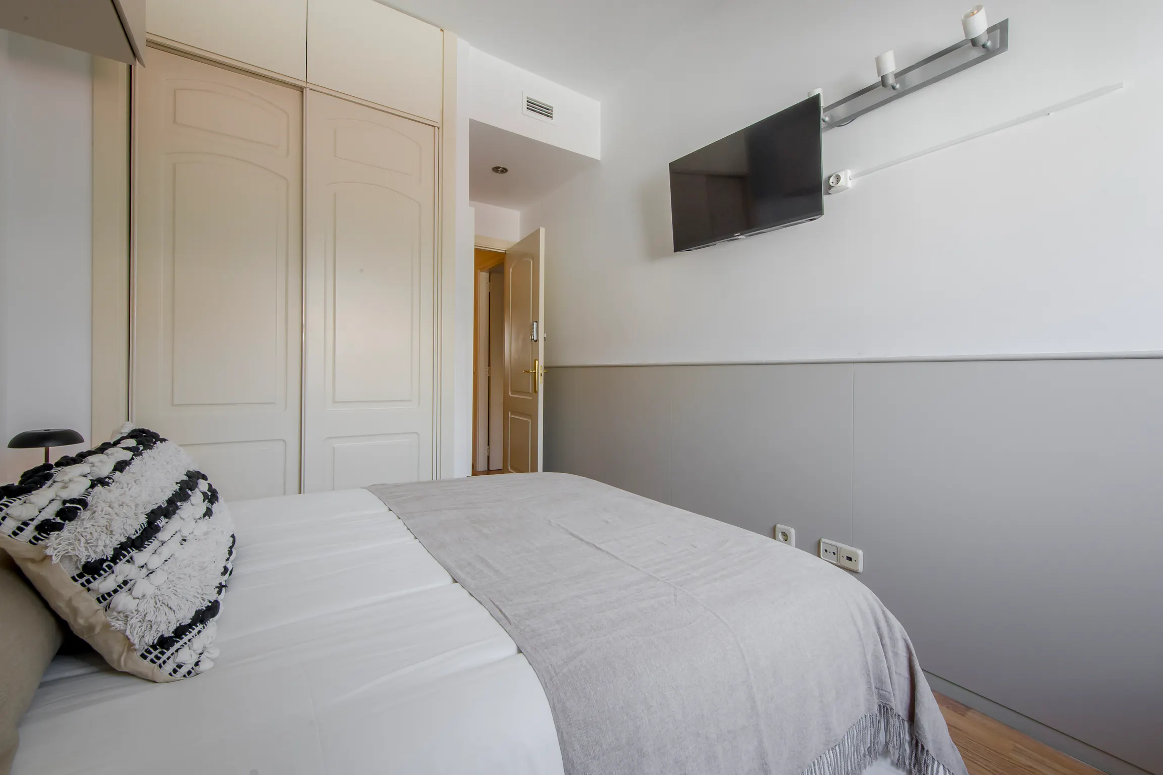 Private room in Calle de Antonio López, Madrid (1582759) ROOM 3