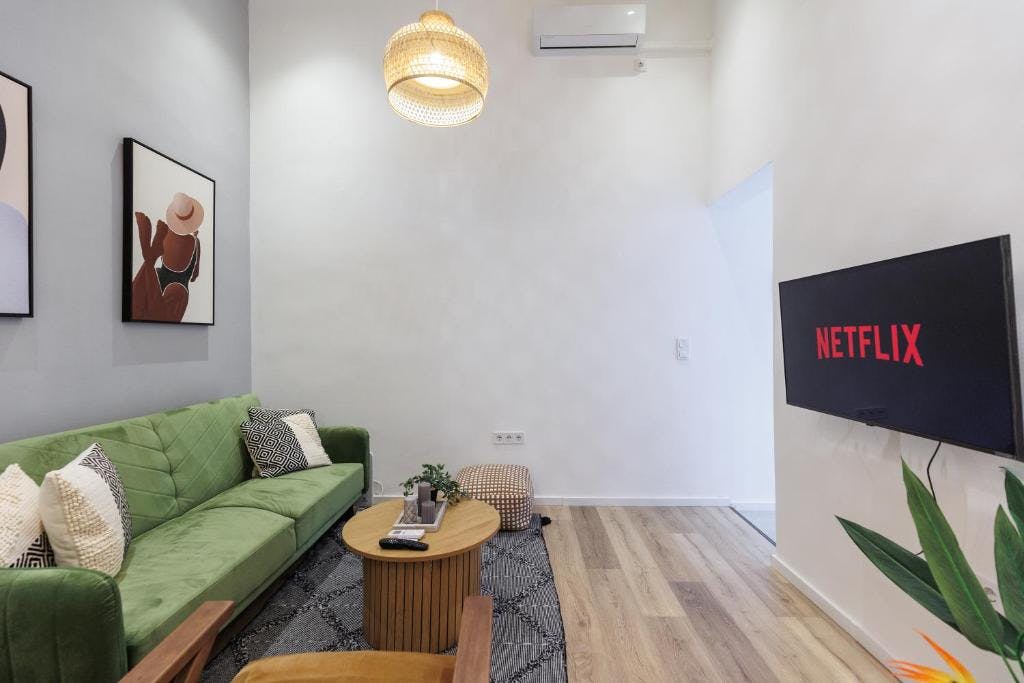 Apartment Budapest, 2 beds — photo 8