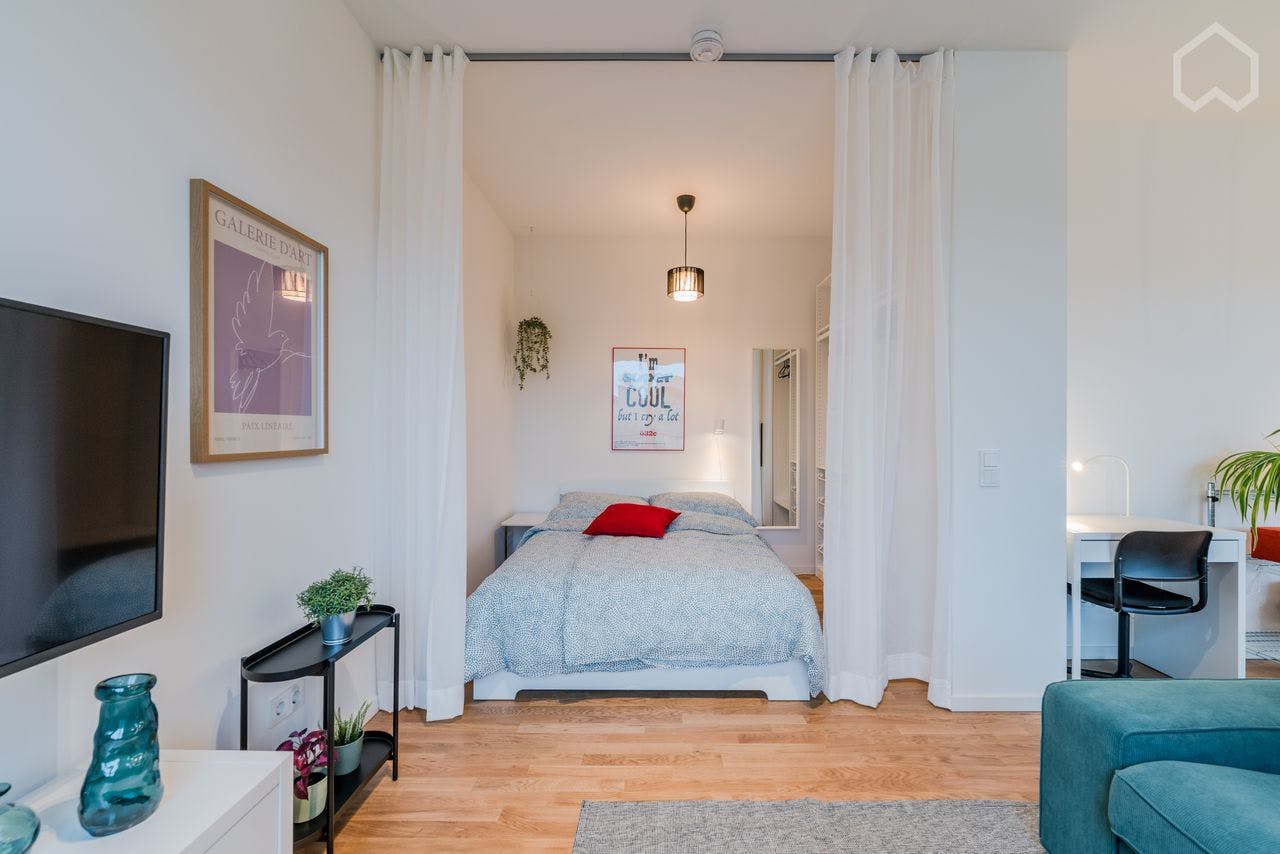 Studio for rent for €1,750 per month in Berlin, Rüdersdorfer Straße
