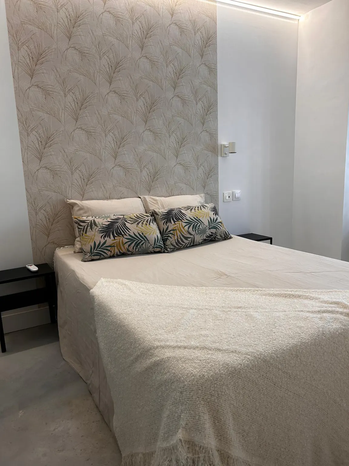 Private room in Calle de Ponciano, Madrid (1583376) ROOM