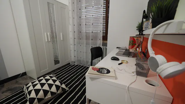Private room in Via Santa Chiara, Turin (1583431) room image 1