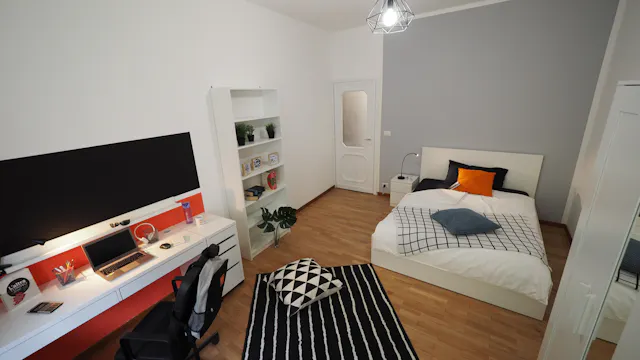 Private room in Via Santa Chiara, Turin (1583442) room image 1