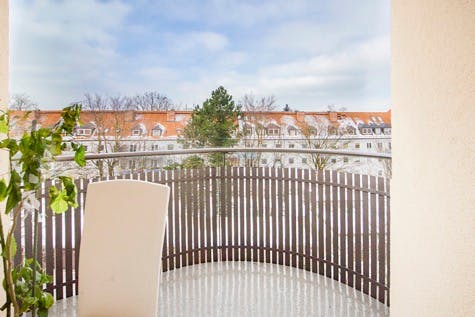 Richard-Strauss-Straße, Munich preview