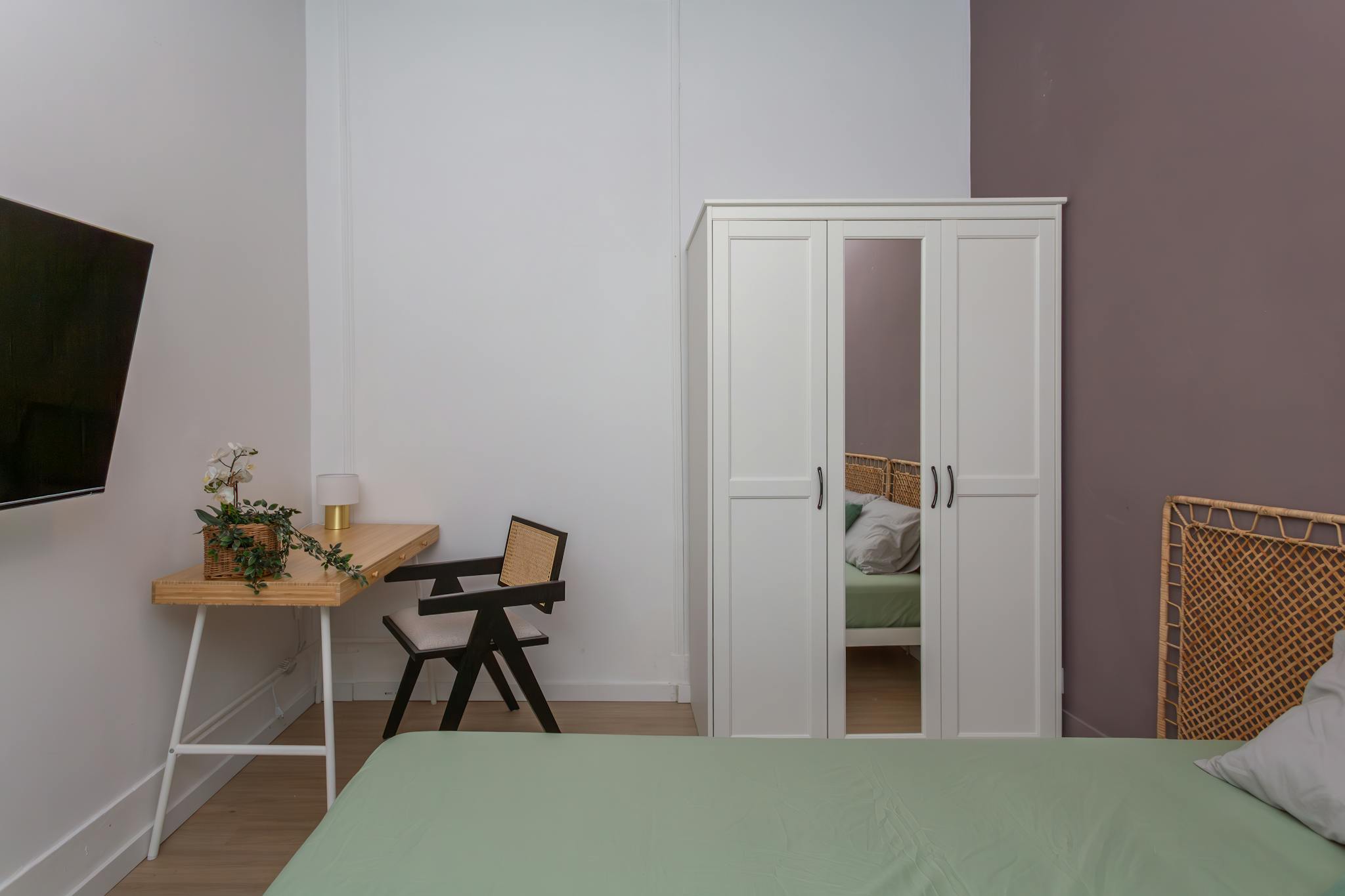 Largo Vitorino Damásio, Lisbon preview