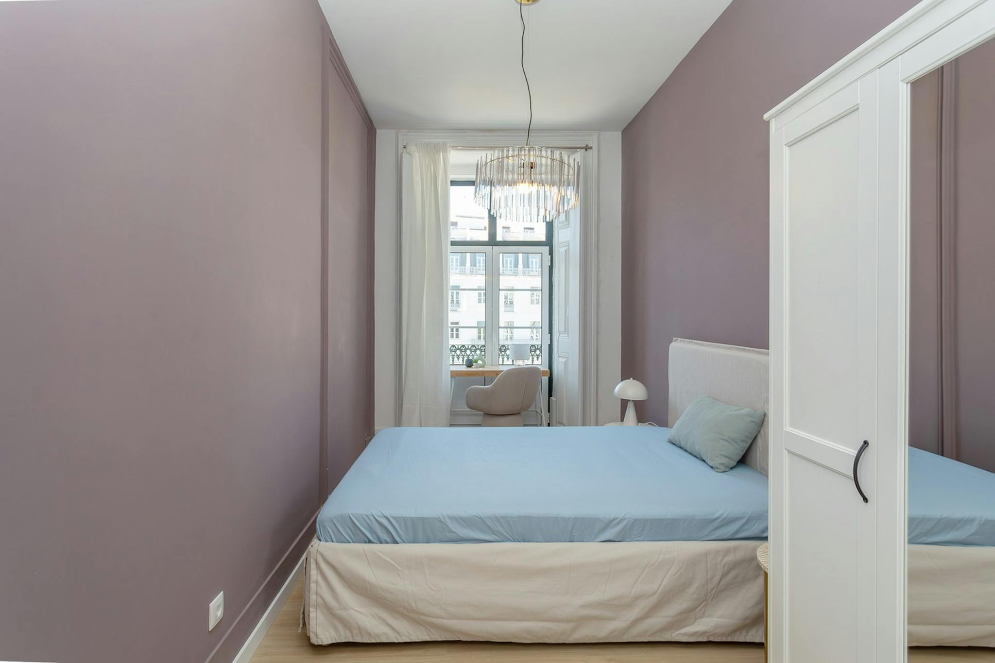 Largo Vitorino Damásio, Lisbon preview