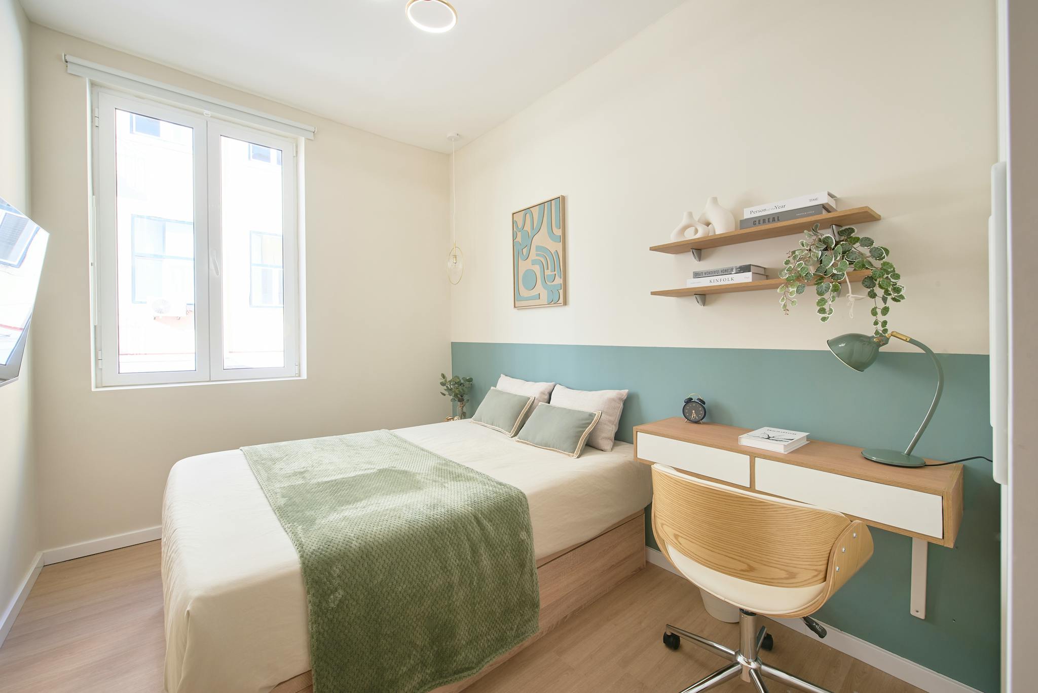 Largo Vitorino Damásio, Lisbon preview