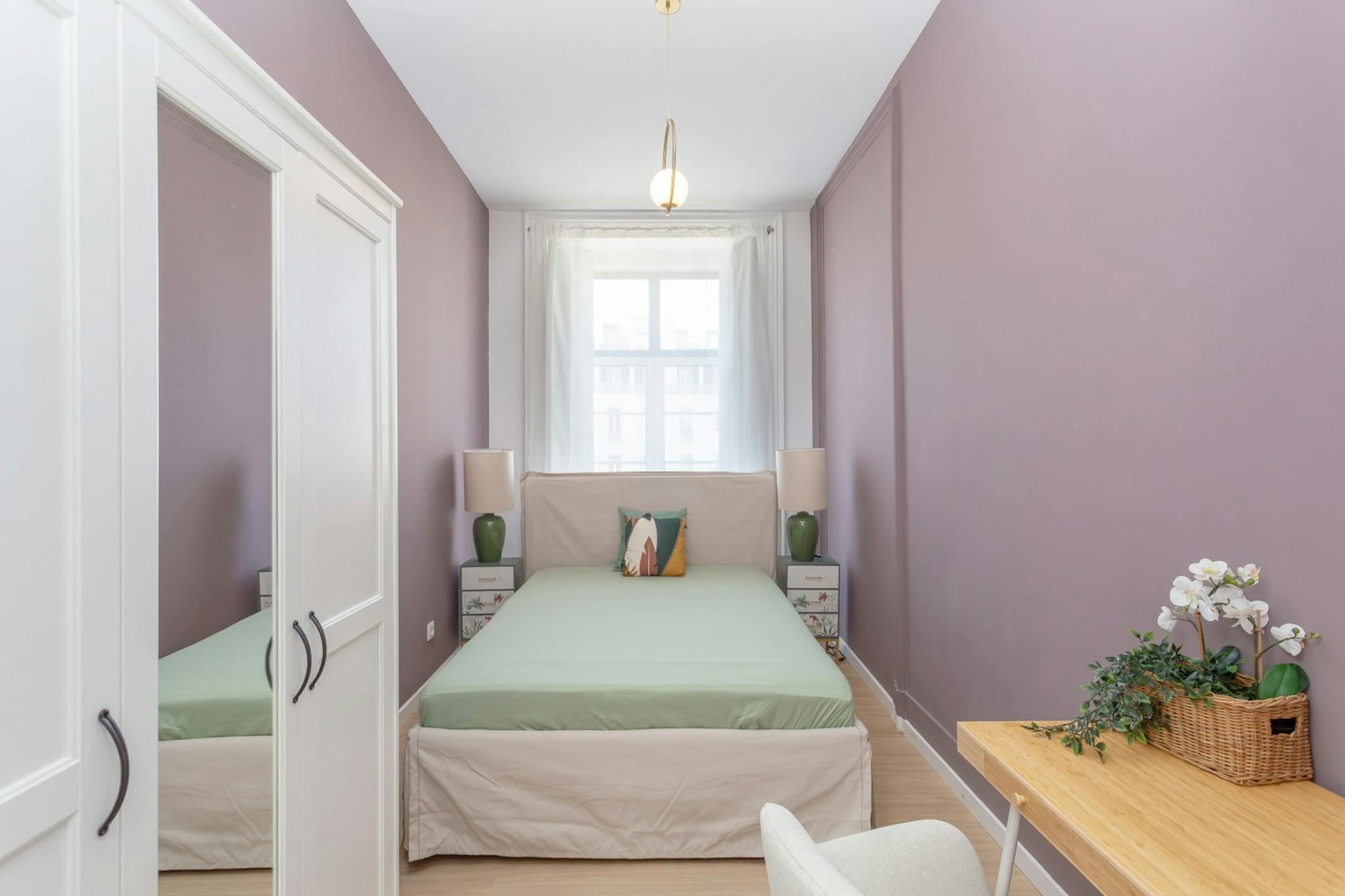 Largo Vitorino Damásio, Lisbon preview