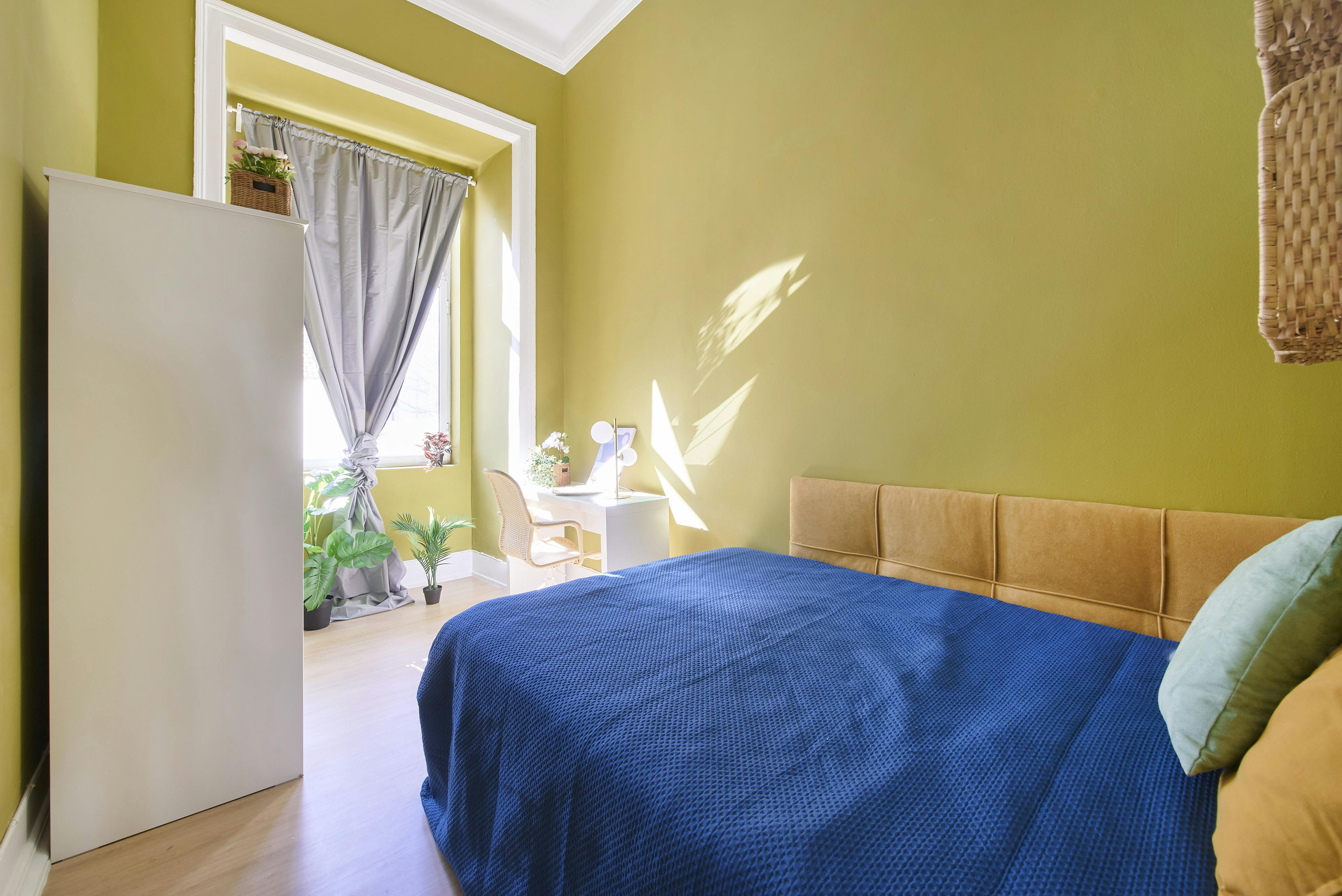 Largo Vitorino Damásio, Lisbon preview