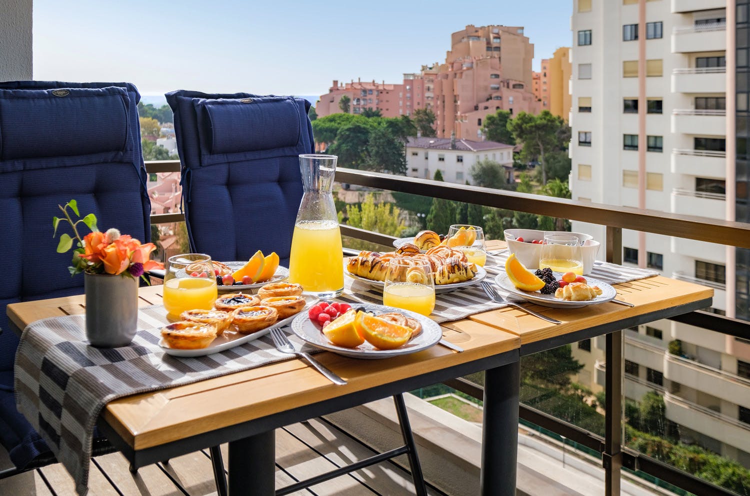 Avenida 25 de Abril, Cascais preview