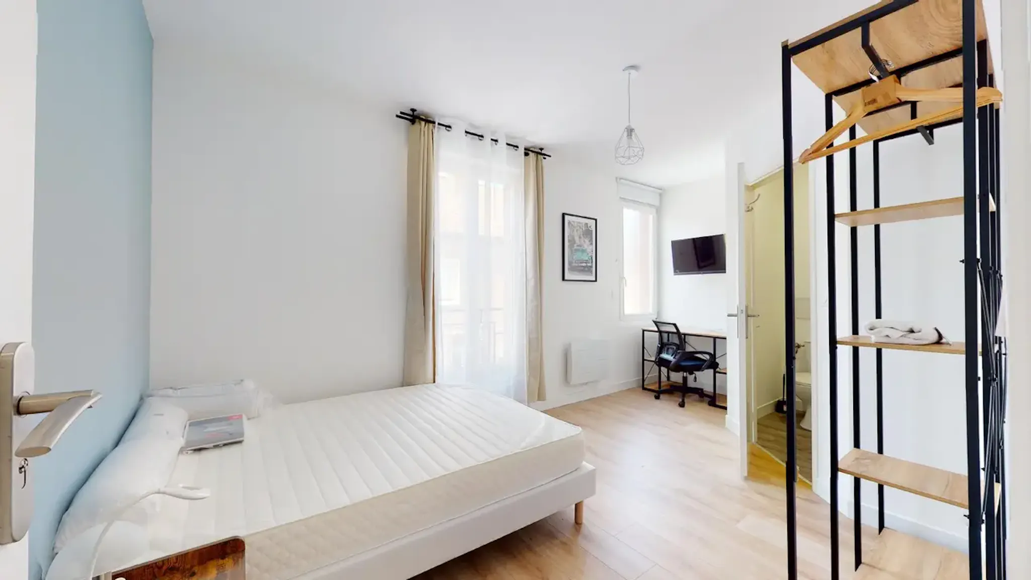 Rue Voltaire, Amiens preview