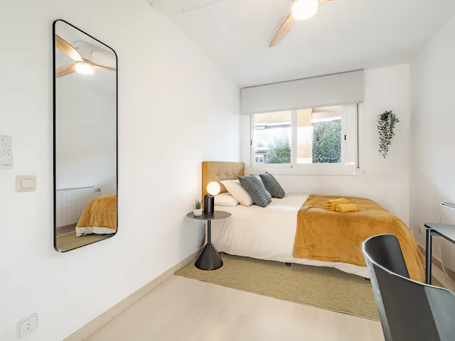 Private room in Carrer Sant Eduard, Sant Cugat del Vallès (1583827) room image 2