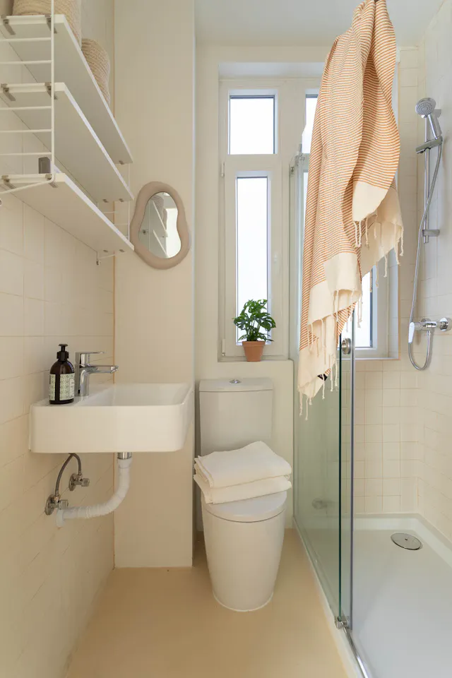 7-Bedroom Apartment in Rua da Voz do Operário, Lisbon (1583837) room image 10