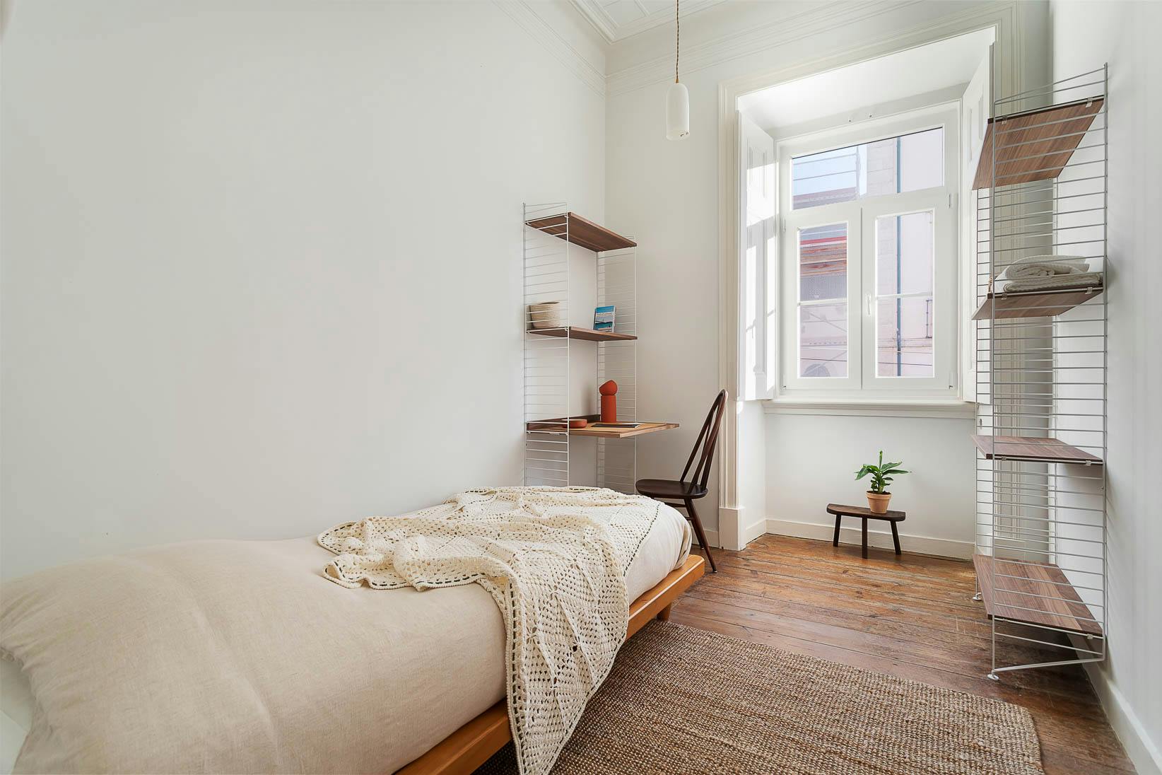 Apartment Lisbon, 7 beds — photo 9