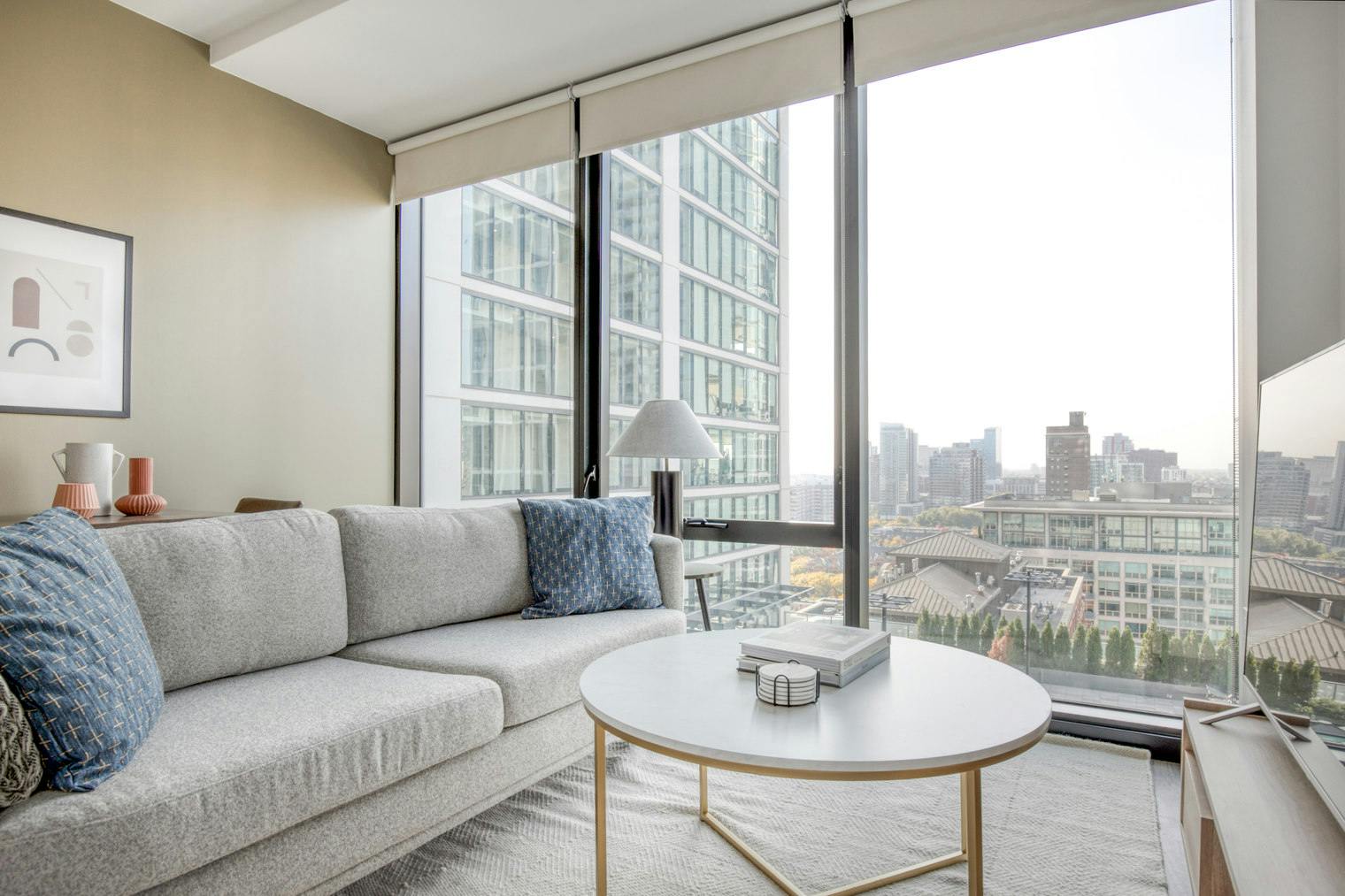 Studio te huur voor $4,396 per maand in Chicago, S Indiana Ave