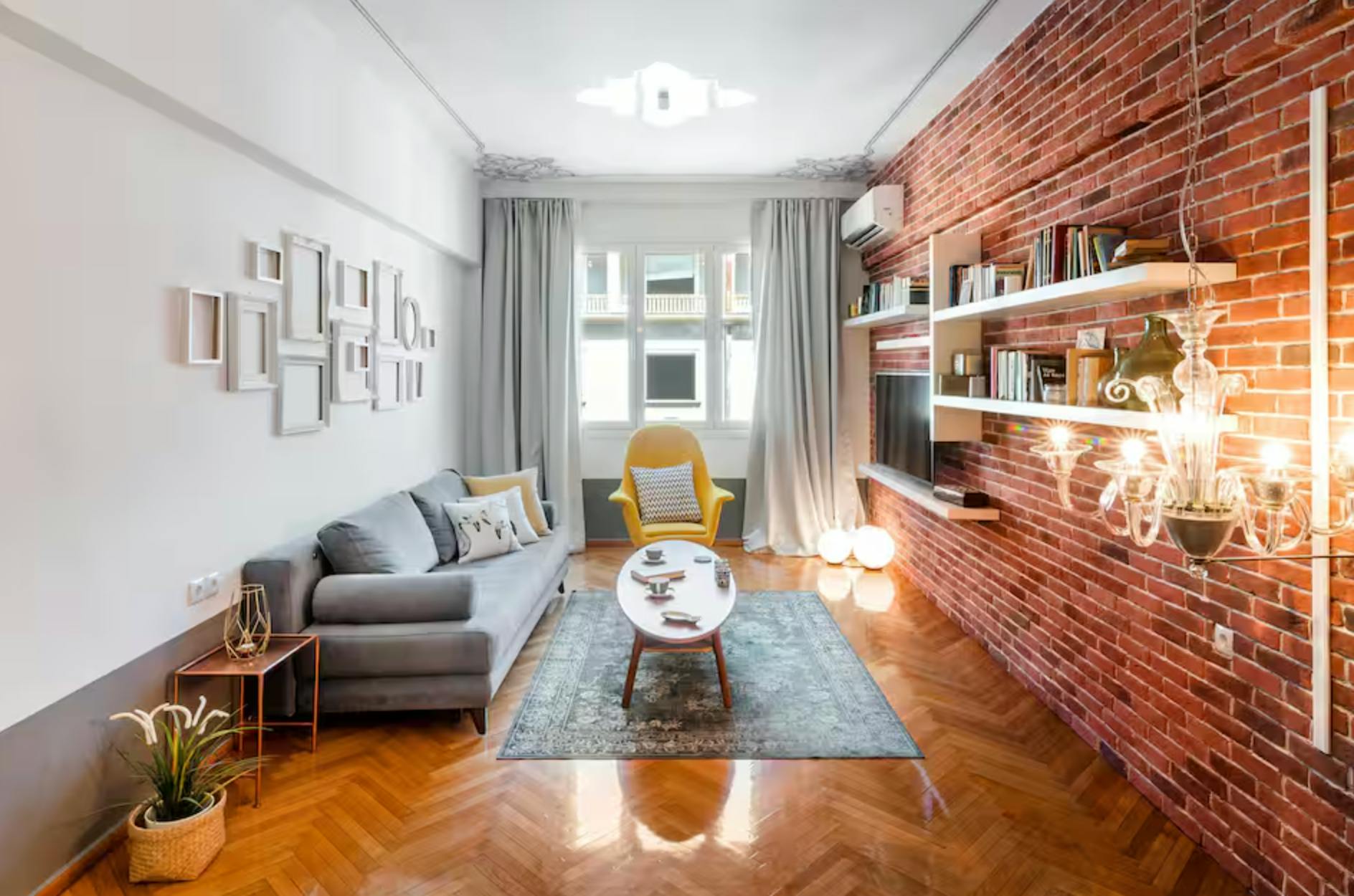Agiou Konstantinou, Athens preview