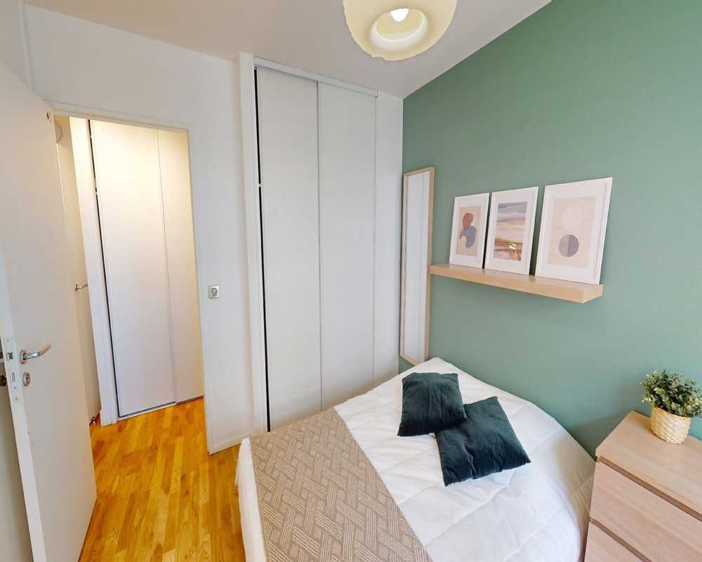 Private room in Rue de l'Église, Paris (1583994) ROOM 4