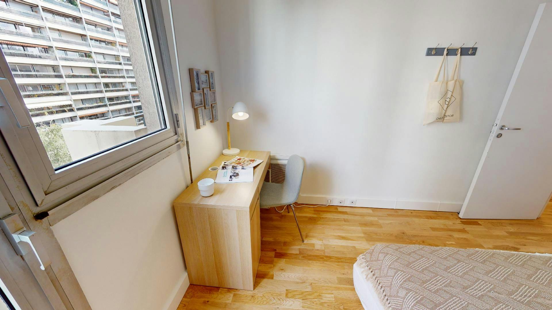 Apartment Paris, 1 bed, 10m² — photo 2