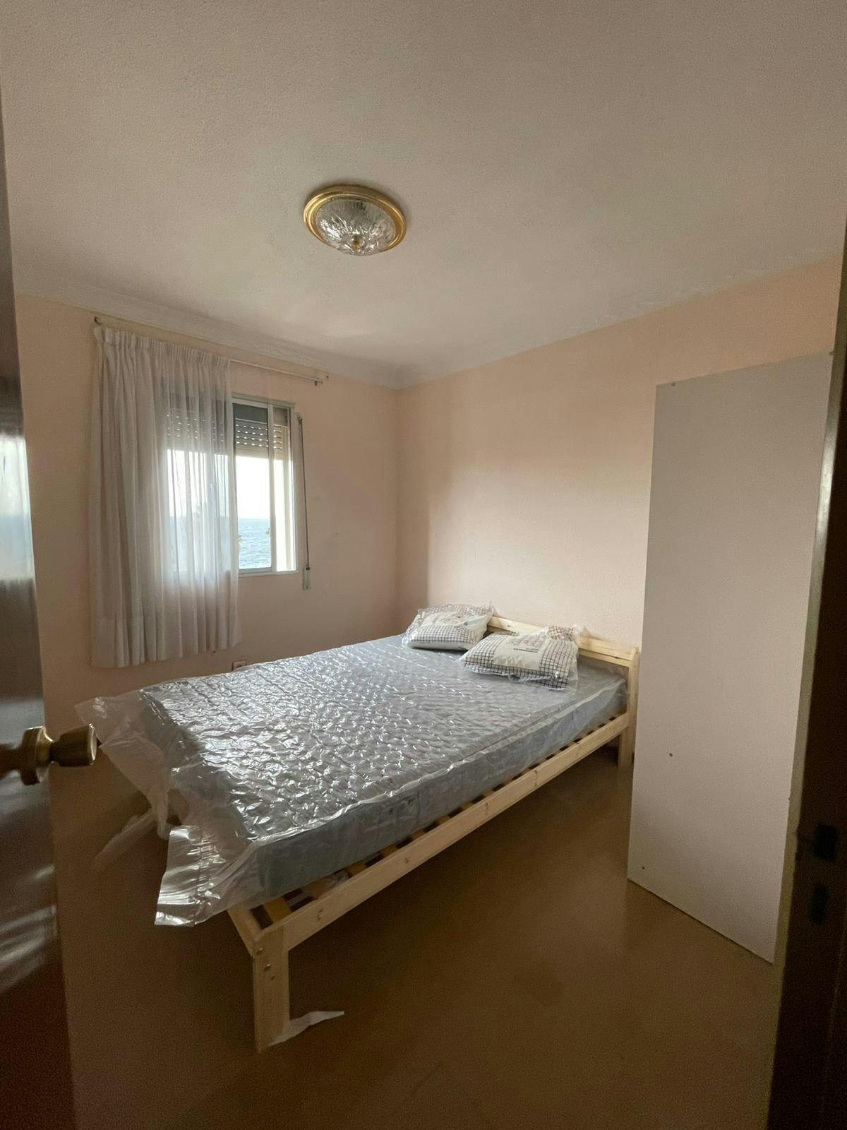 Chambre privée à louer pour 420 €/mois à Las Palmas de Gran Canaria, Calle Málaga
