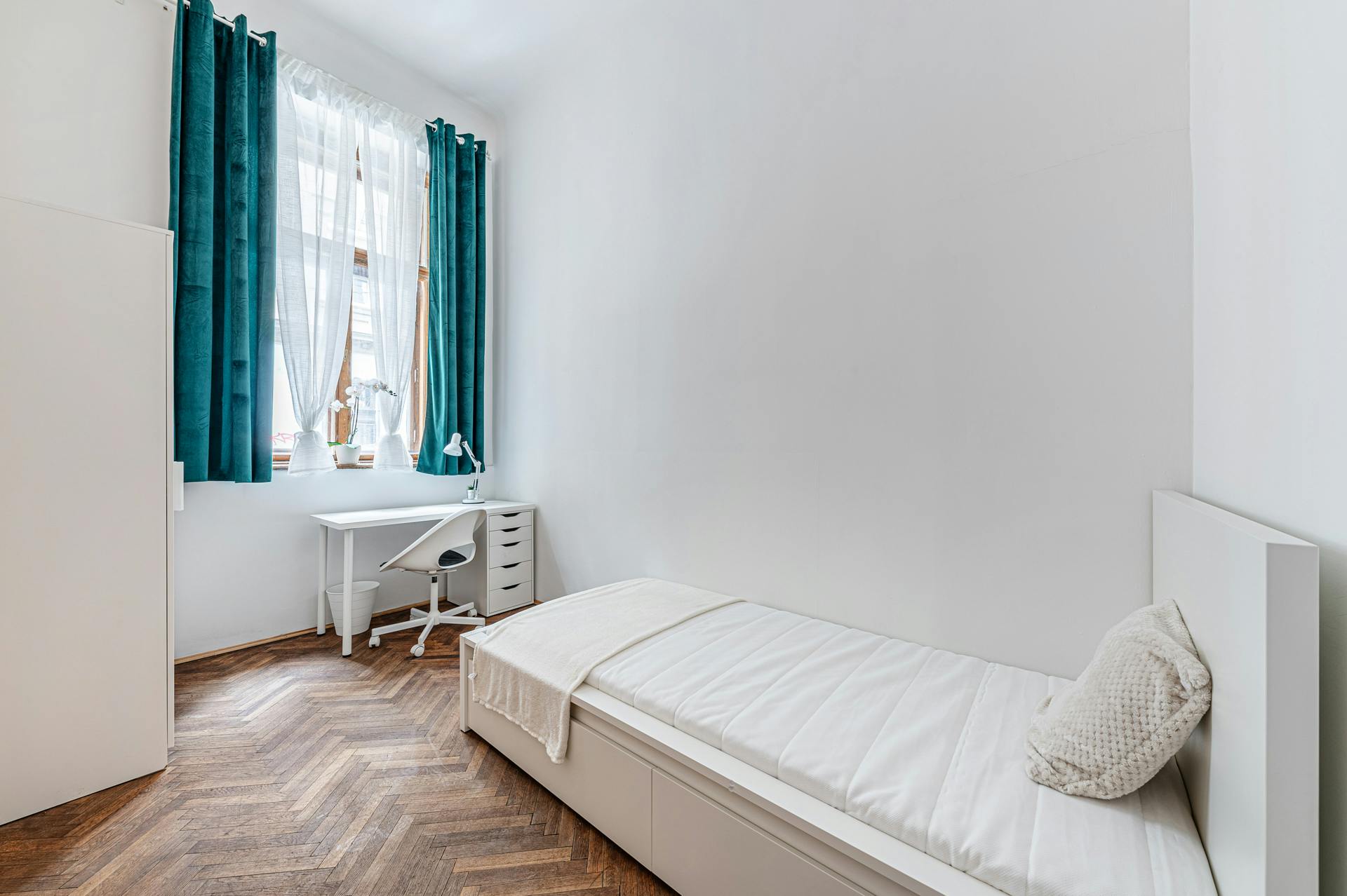 Csengery utca, Budapest preview