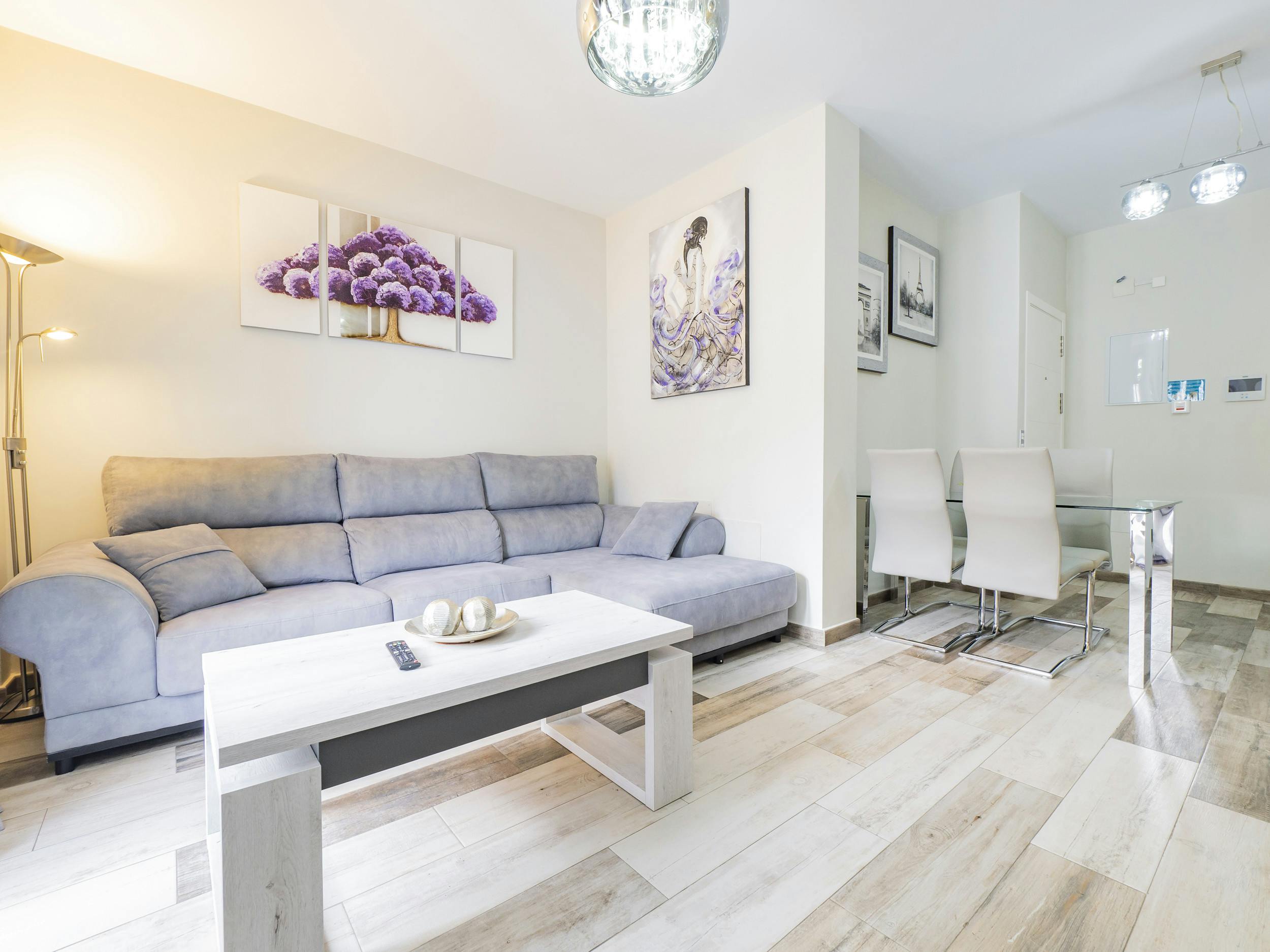 Mieszkanie do wynajęcia za 9999 € miesięcznie w mieście Alhaurín el Grande, Calle Torremolinos