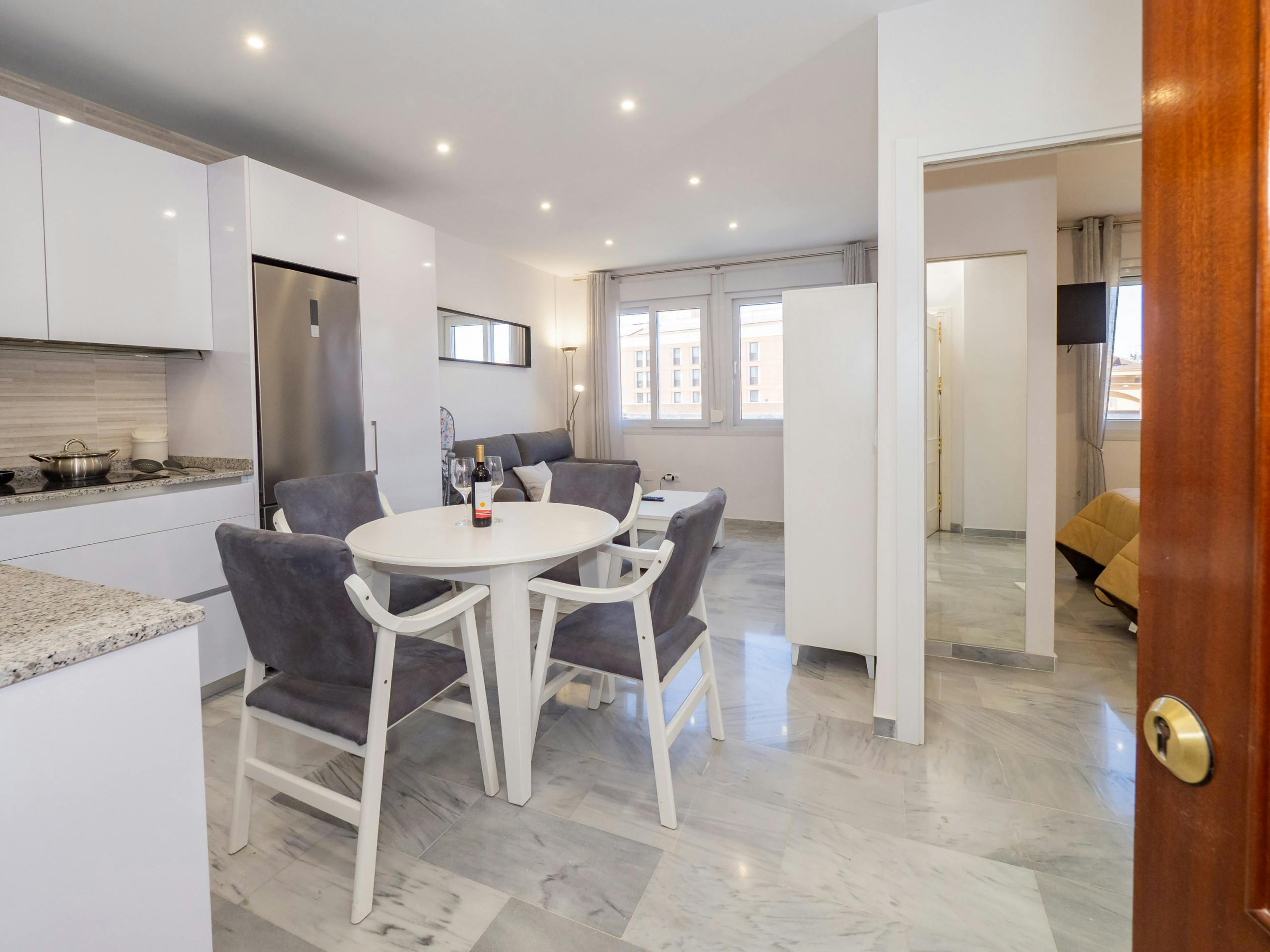 Квартира сдается в аренду за 9 999 € в месяц в Málaga, Pasillo de Atocha