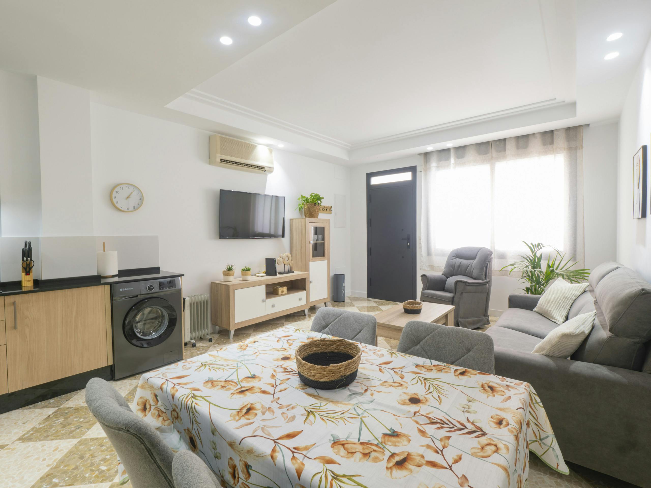 Appartamento in affitto a 9999 € al mese a Ardales, Calle El Burgo