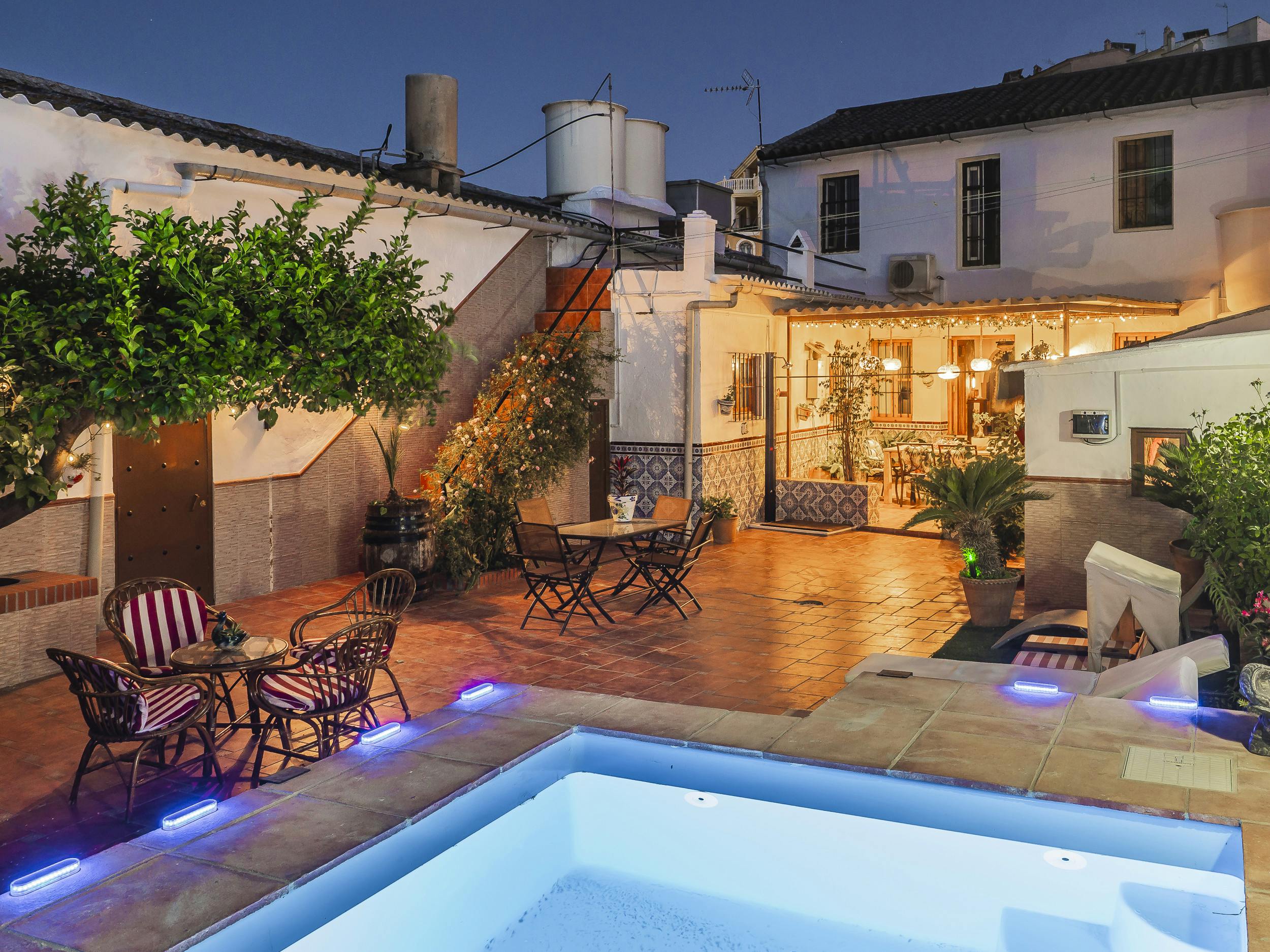 House for rent for €9,999 per month in Casabermeja, Calle Paseo Puerto de la Horca