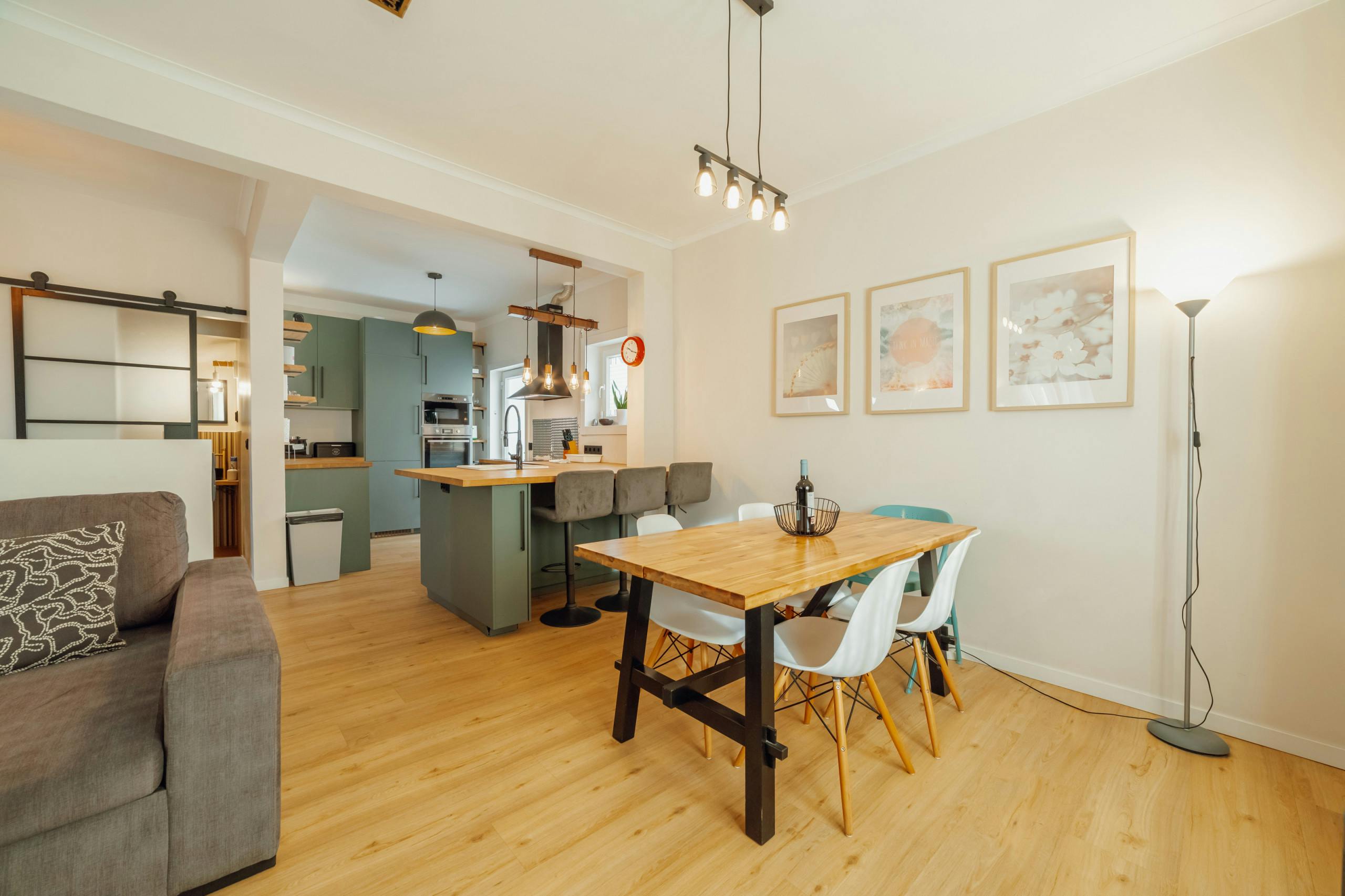 House for rent for €3,414 per month in Porto, Rua das Orquídeas