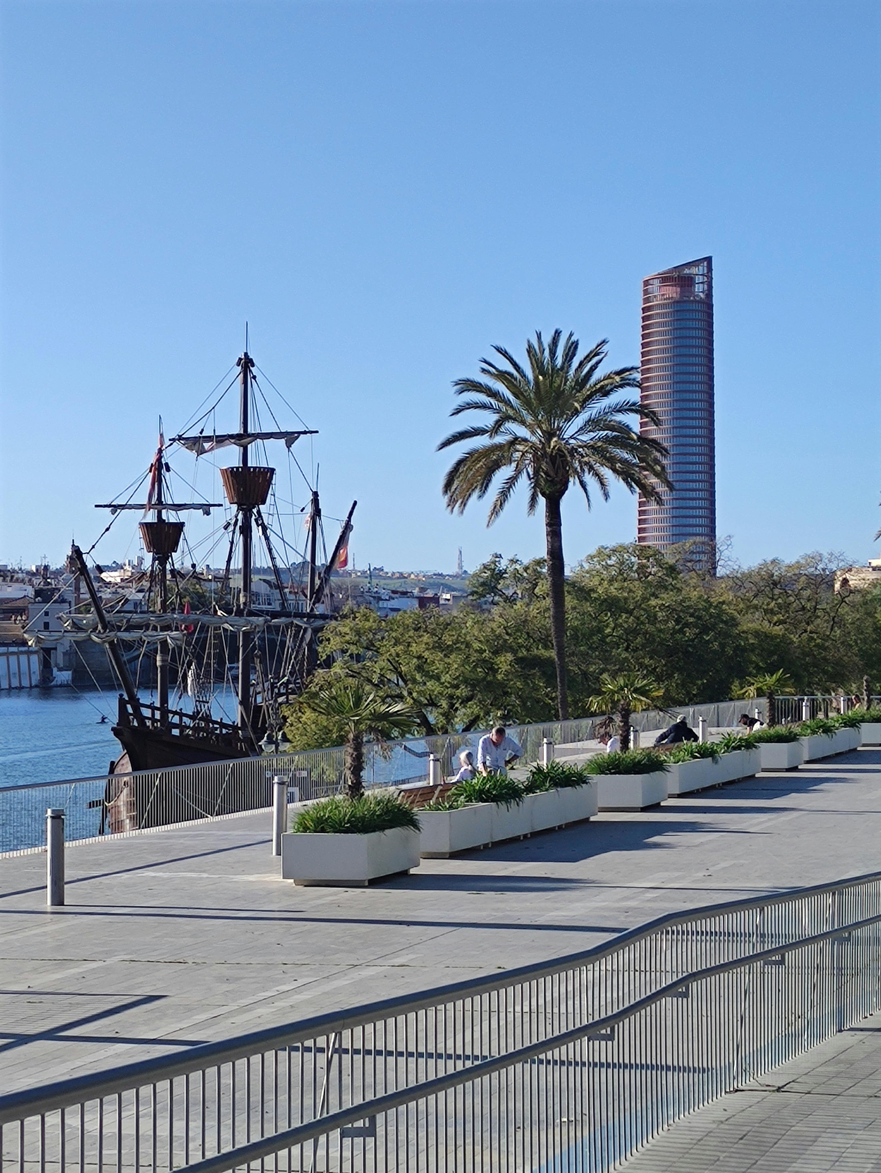 Calle Virgen de Luján, Sevilla Sevilla