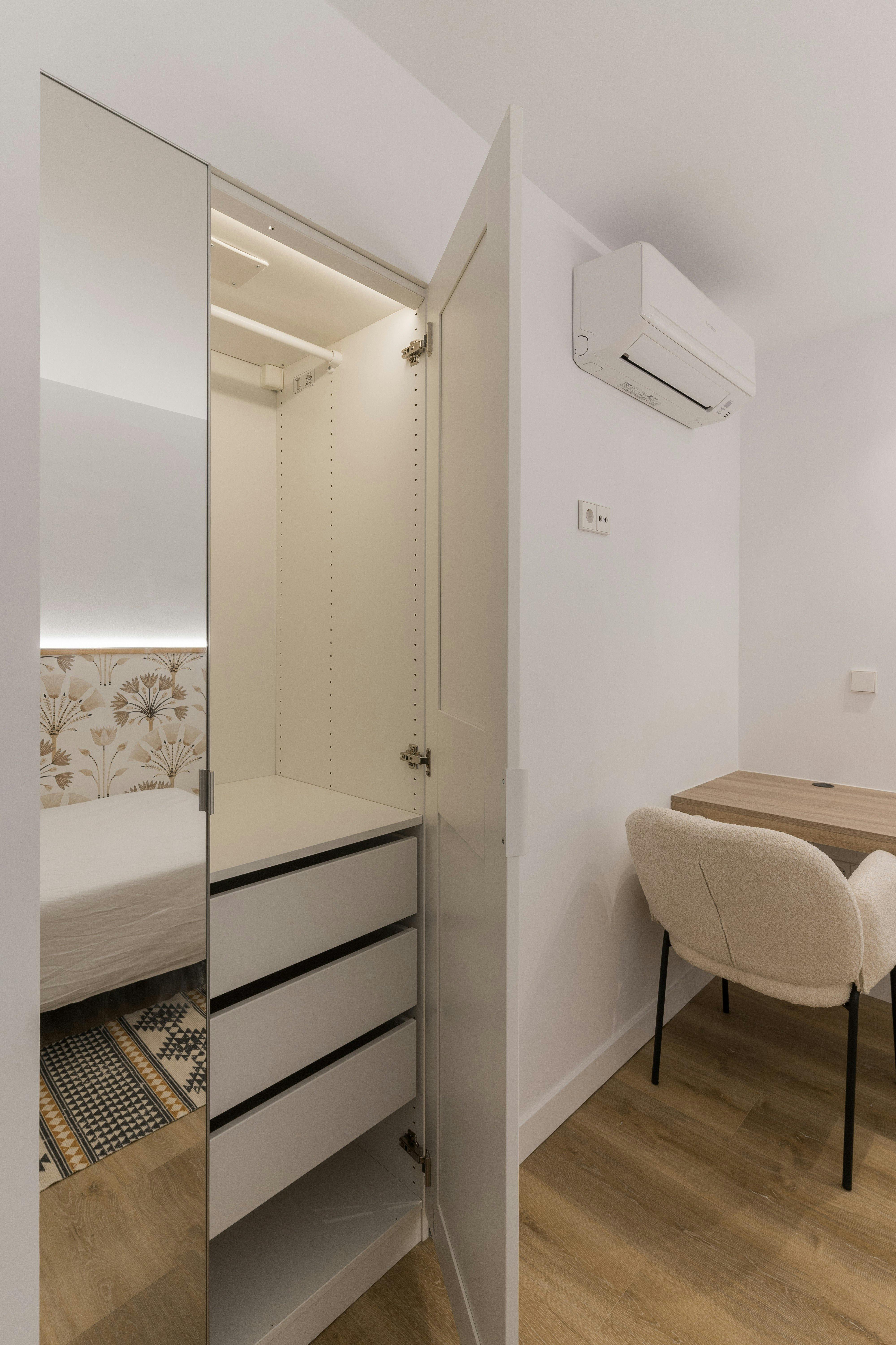 Single room Madrid, 1 bed, 10m² — photo 9