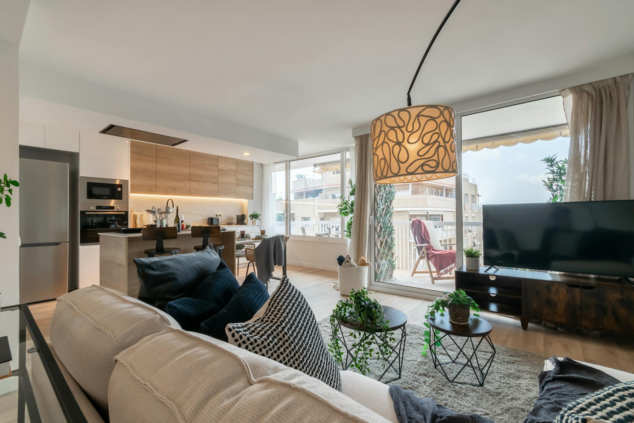 Gran Via de Carles III, Barcelona preview