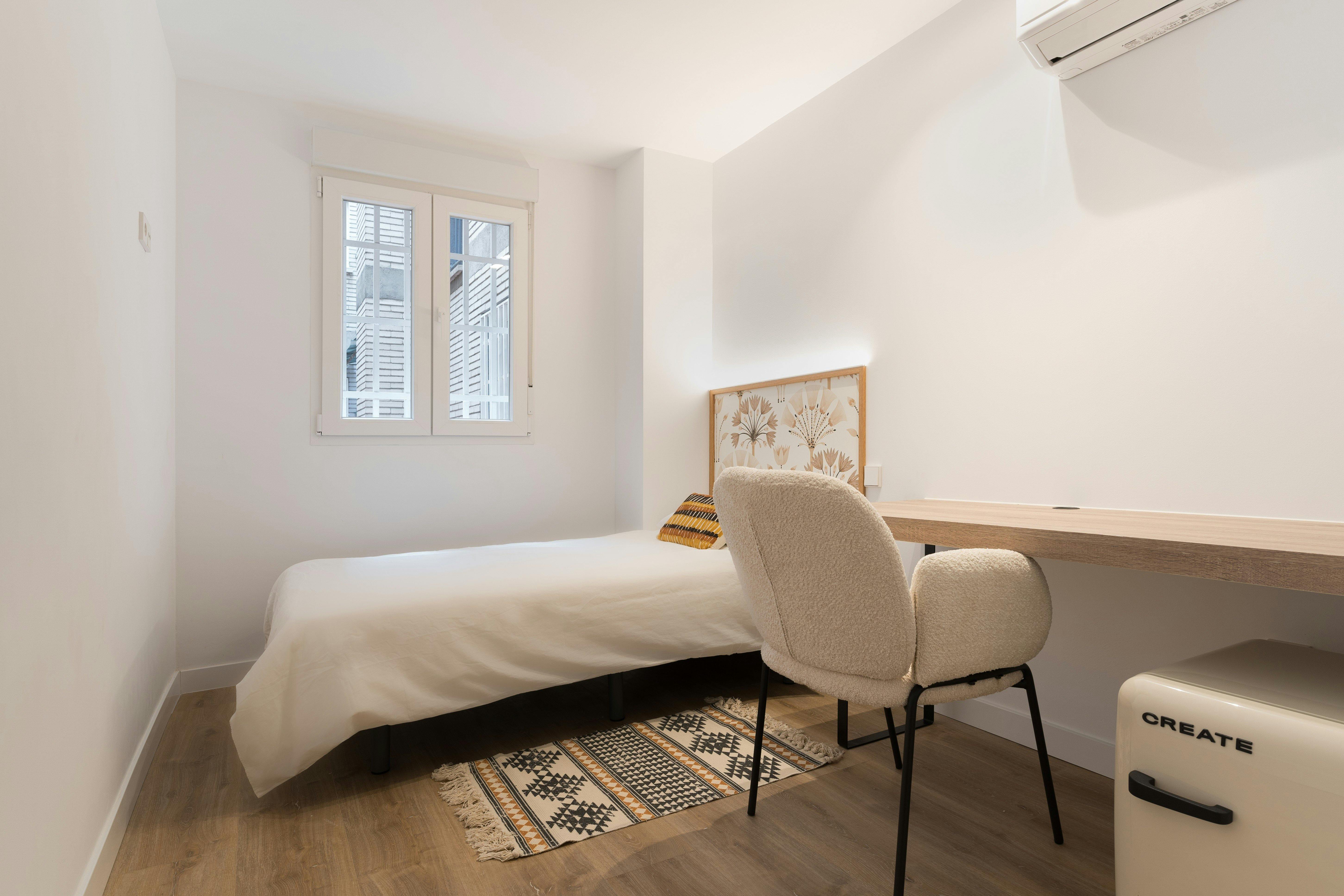 Calle de Villajoyosa, Madrid preview