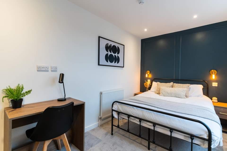 房源 正在以 £1,700 的月租出租，其位于 Sheffield, Hammond Street