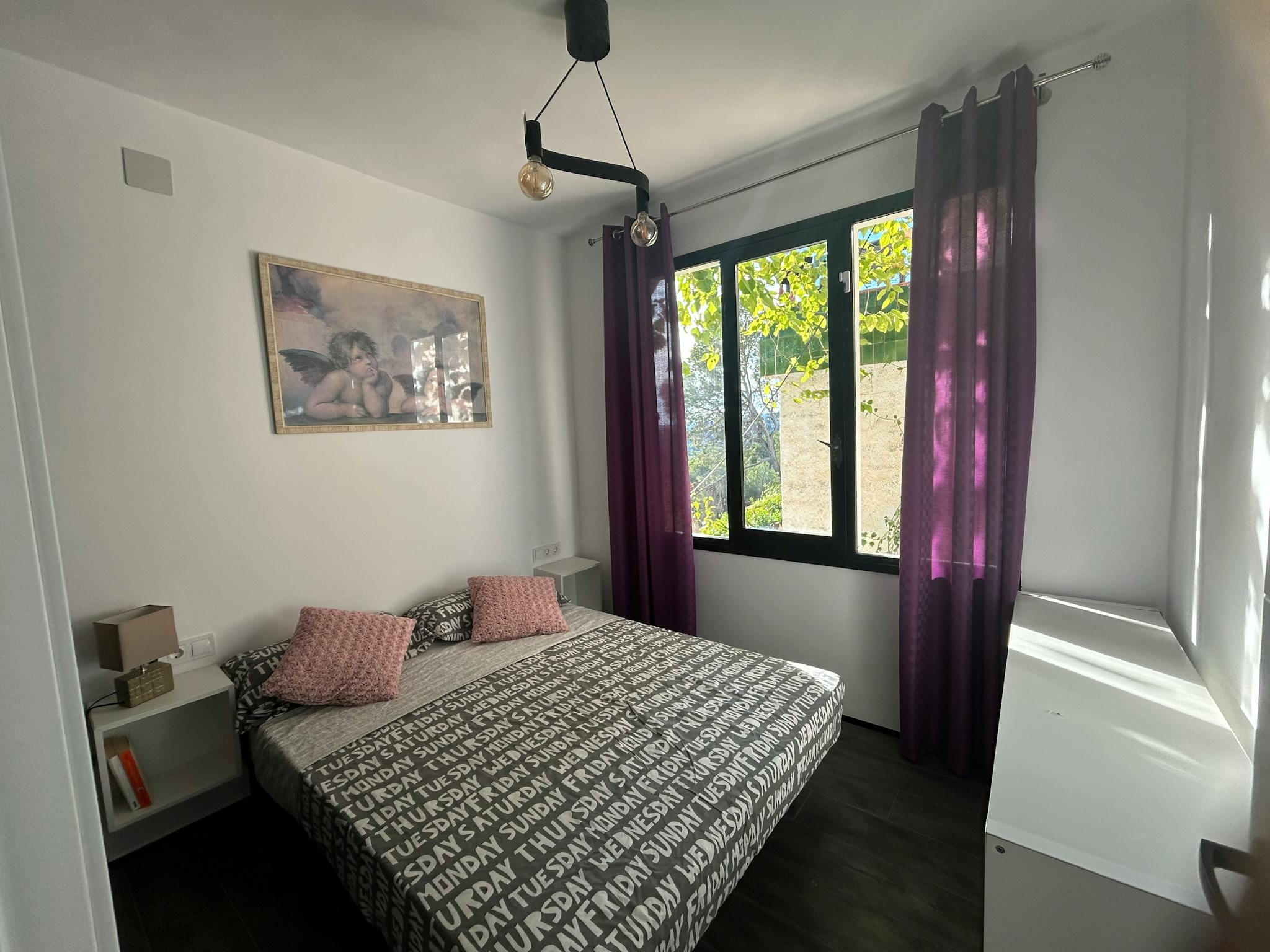 Avinguda de Canyelles, Canyelles preview