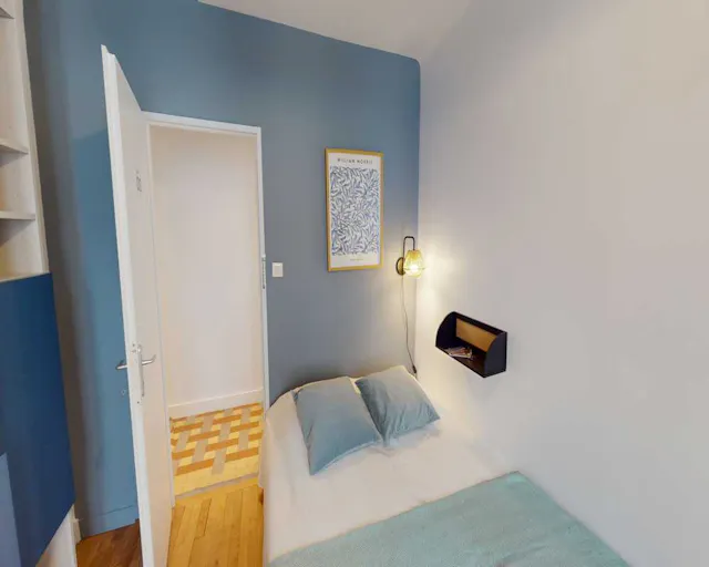 Private room in Rue Salomon Reinach, Lyon (1584815) room image 1