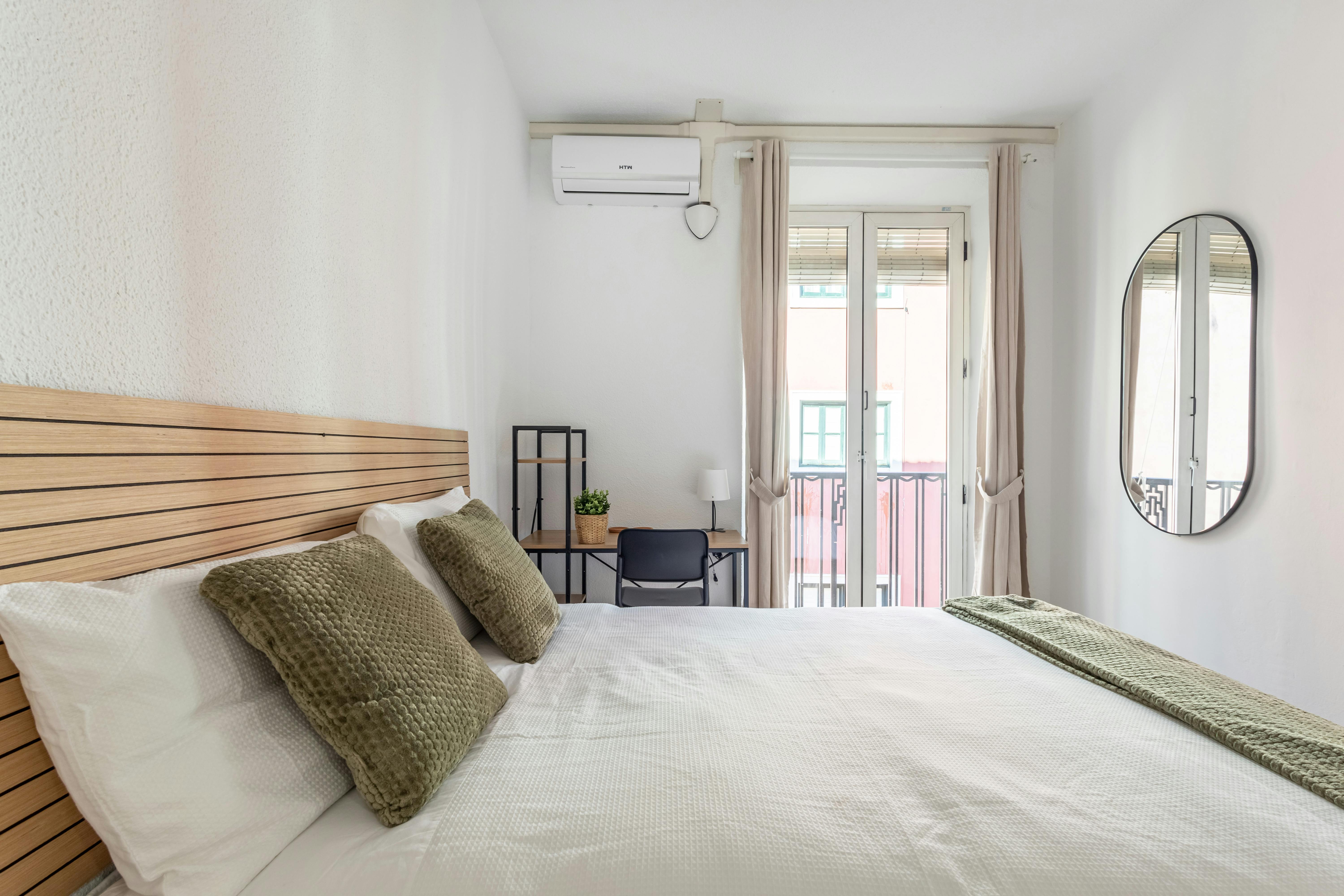 Отдельная комната сдается в аренду за 550 € в месяц в Granada, Calle Santa Teresa