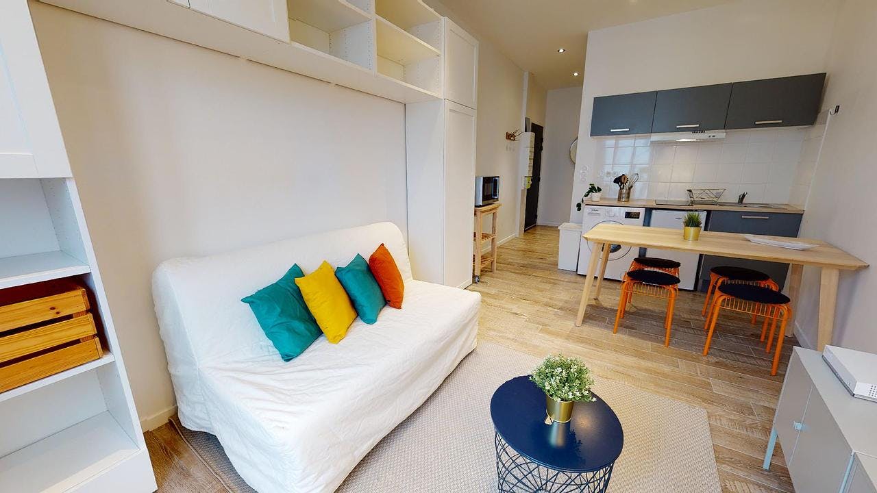 Studio for rent on Grande Rue de la Guillotière, Lyon - Widok 6