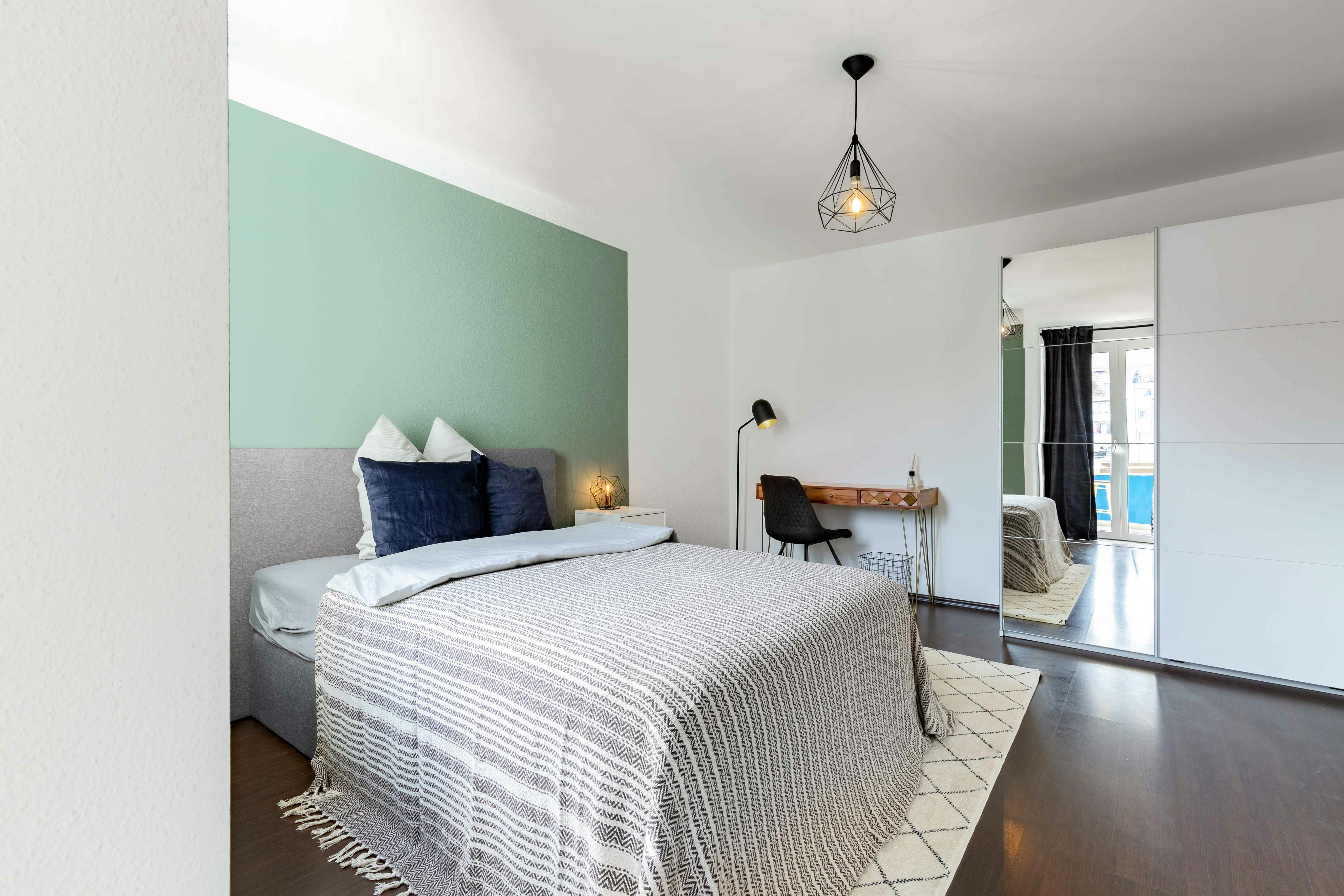 Stanza privata in affitto a 720 € al mese a Düsseldorf, Kölner Straße