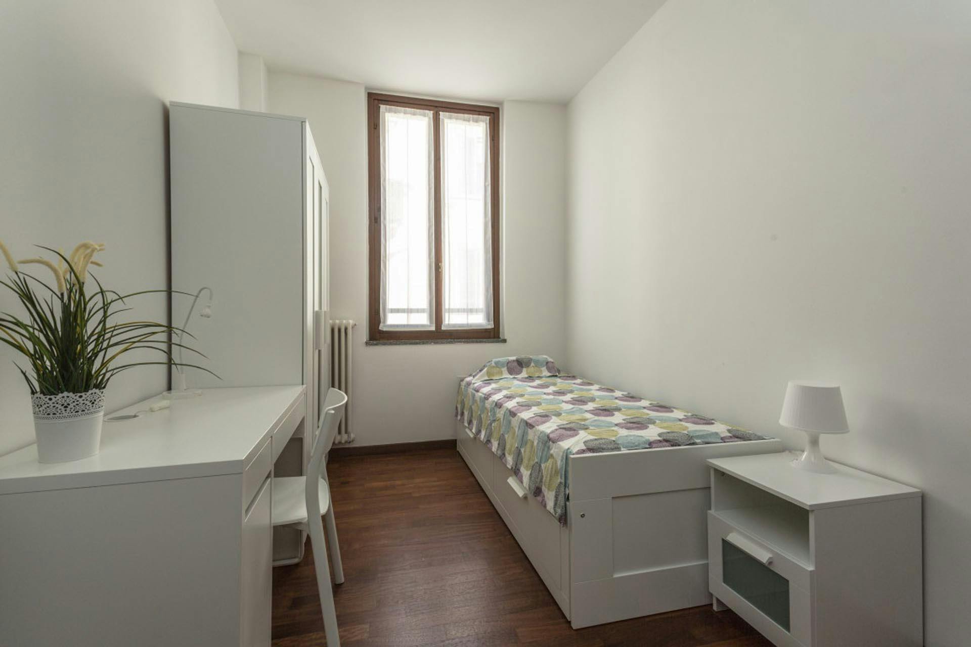 Private room for rent for €696 per month in Milan, Via Comune Antico