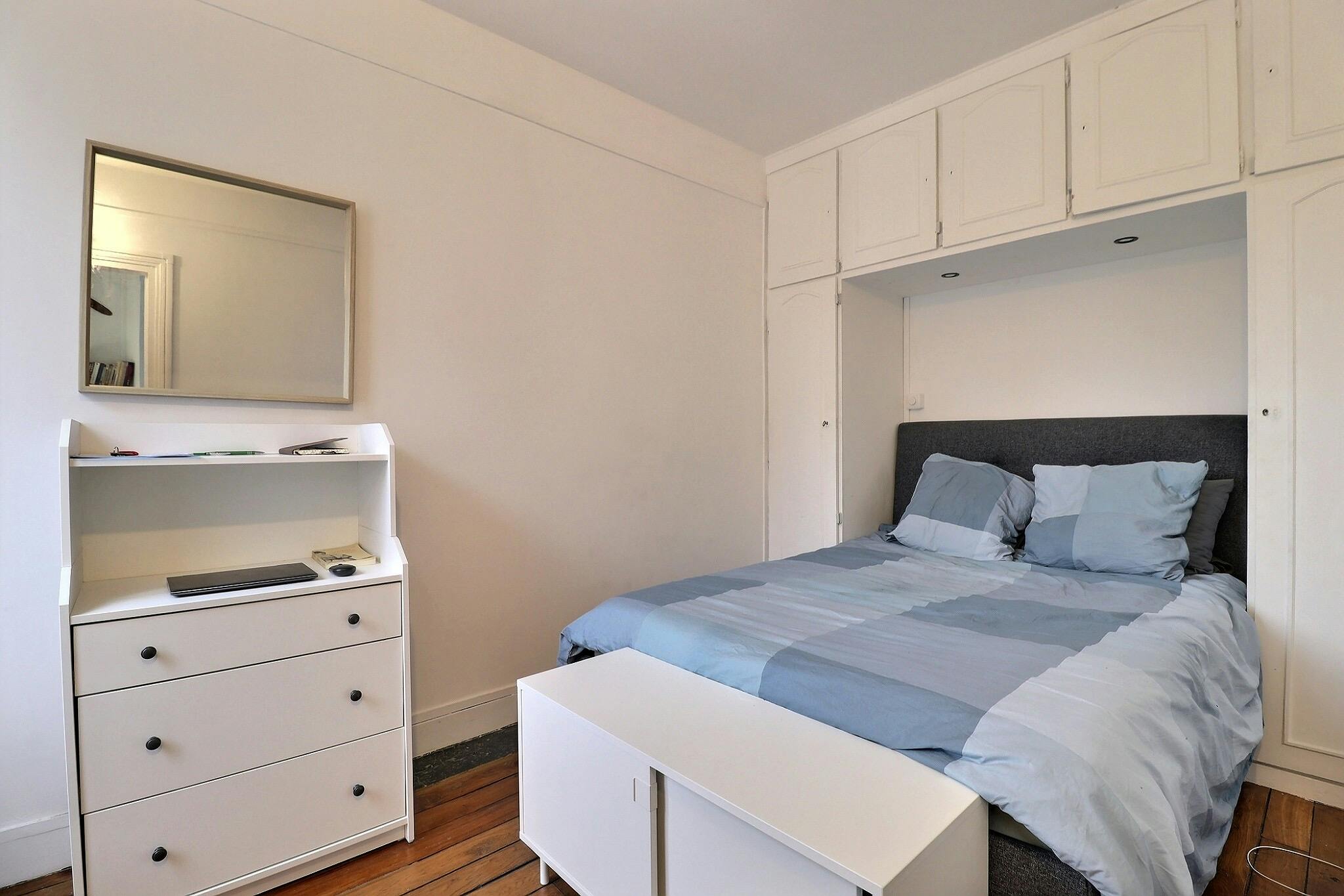 Rue Léon Frot, Paris preview