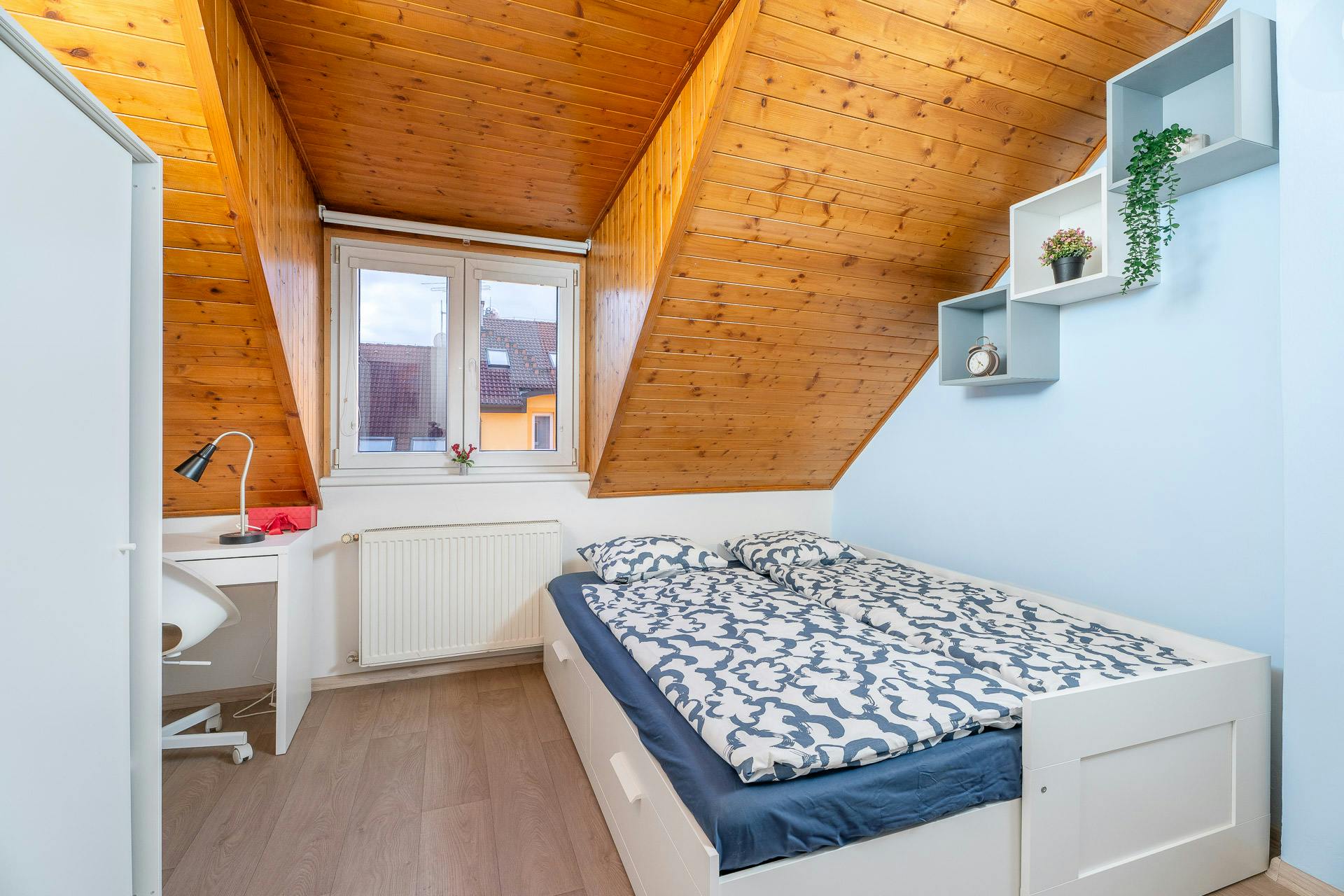 Studio zu mieten für 984 € pro Monat in Hlavní město Praha, Čerčanská