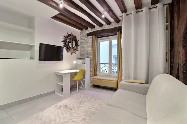 Apartment in Rue de Sévigné, Paris (1585330) room image 2
