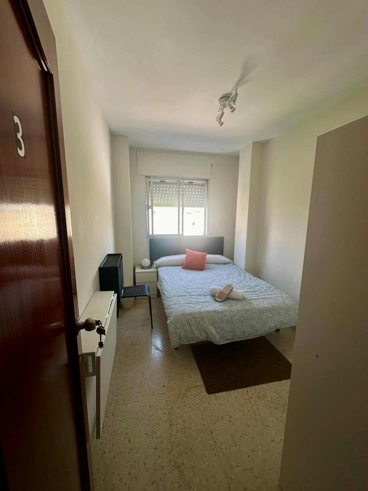 Private room for rent for €475 per month in Málaga, Calle Angosta del Carmen
