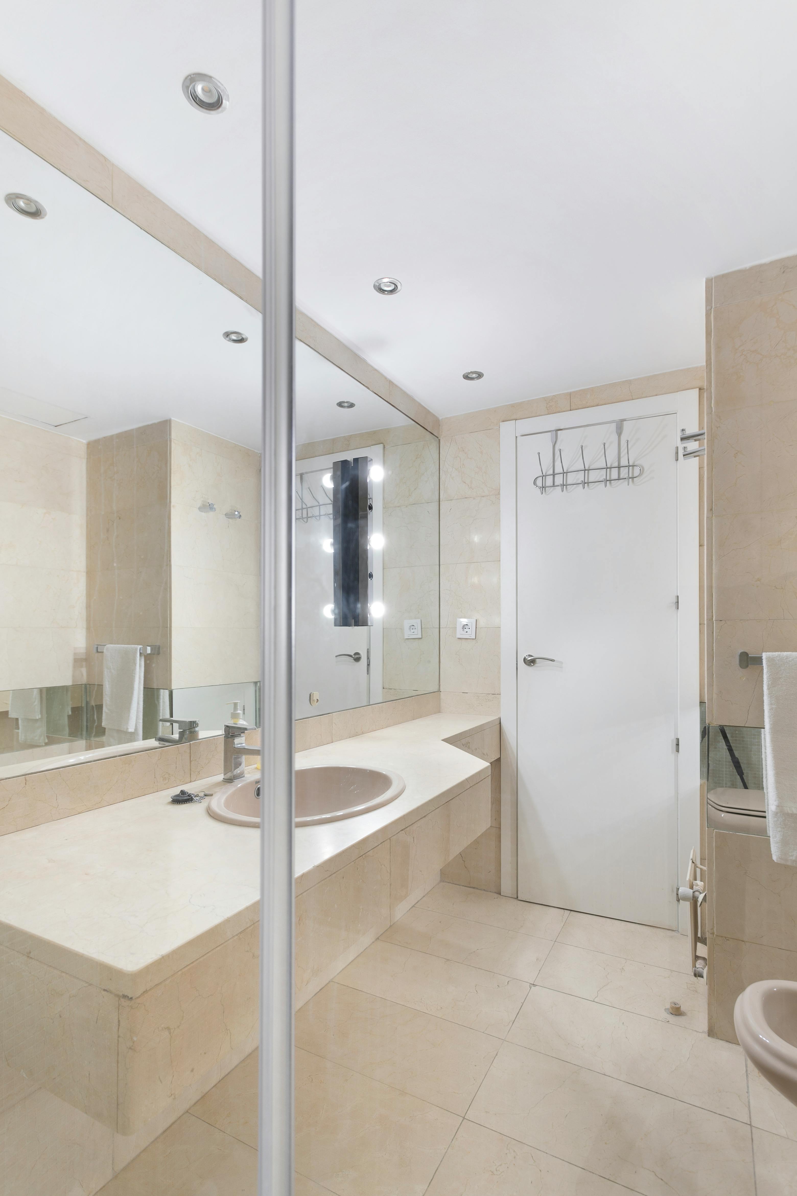 Apartment Madrid, 1 bed, 18m² — photo 4
